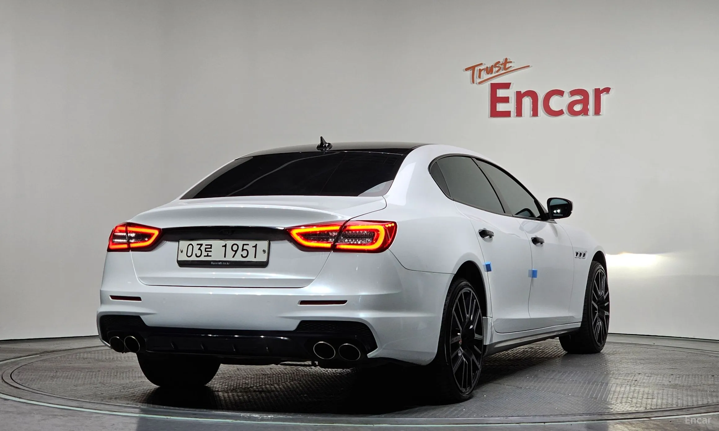 Maserati Quattroporte превью 2