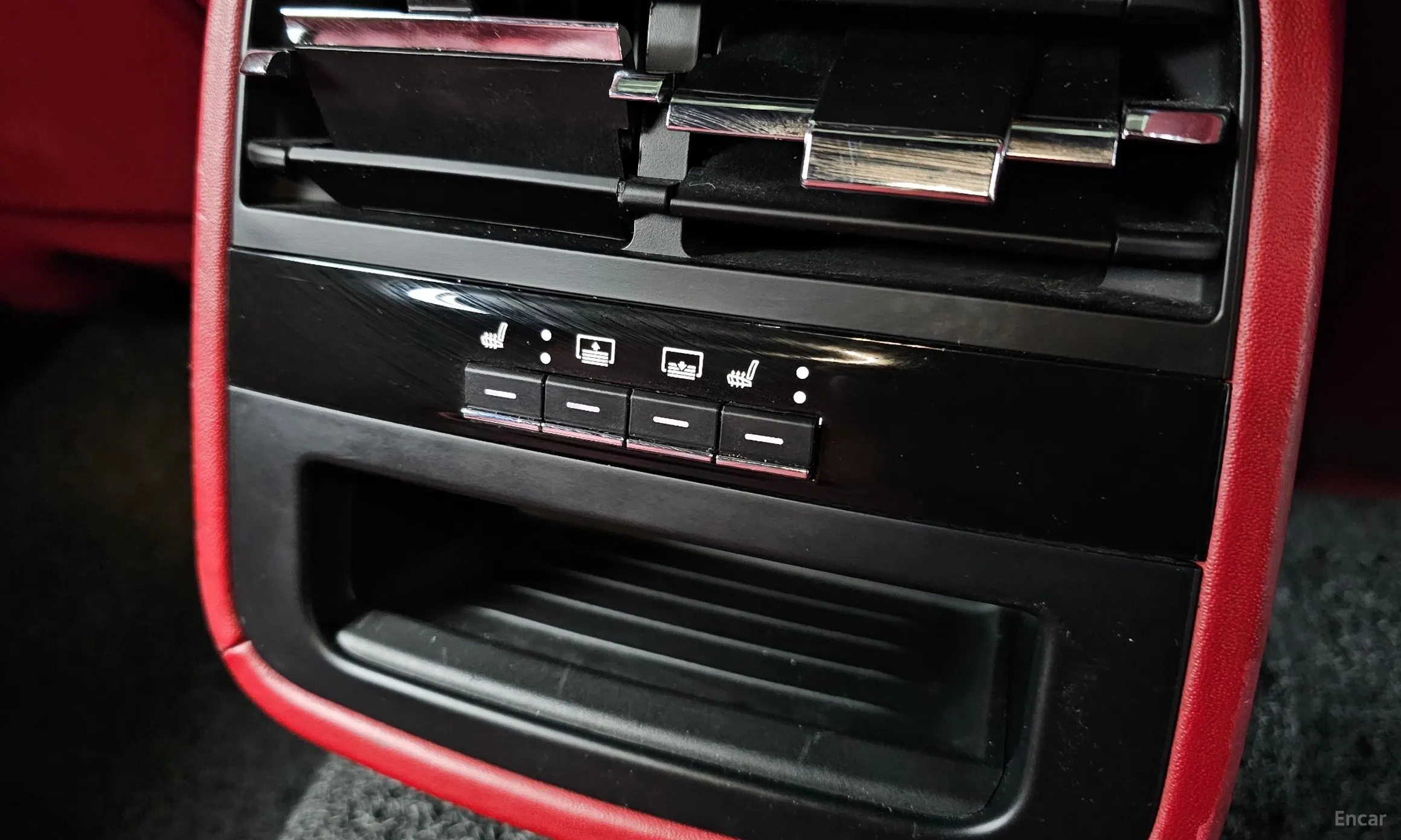 Maserati Quattroporte превью 19