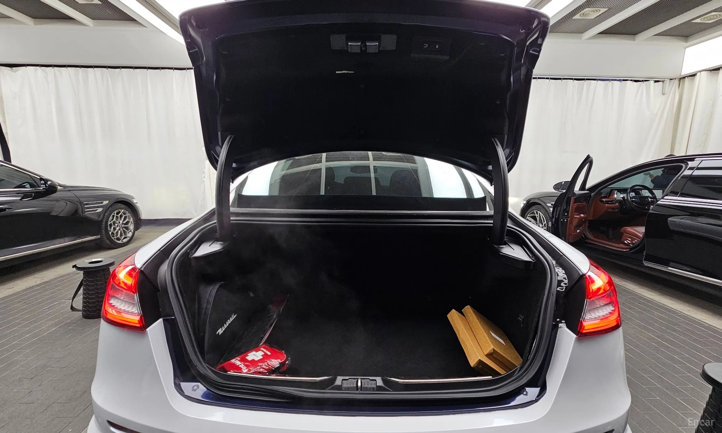 Maserati Quattroporte превью 20