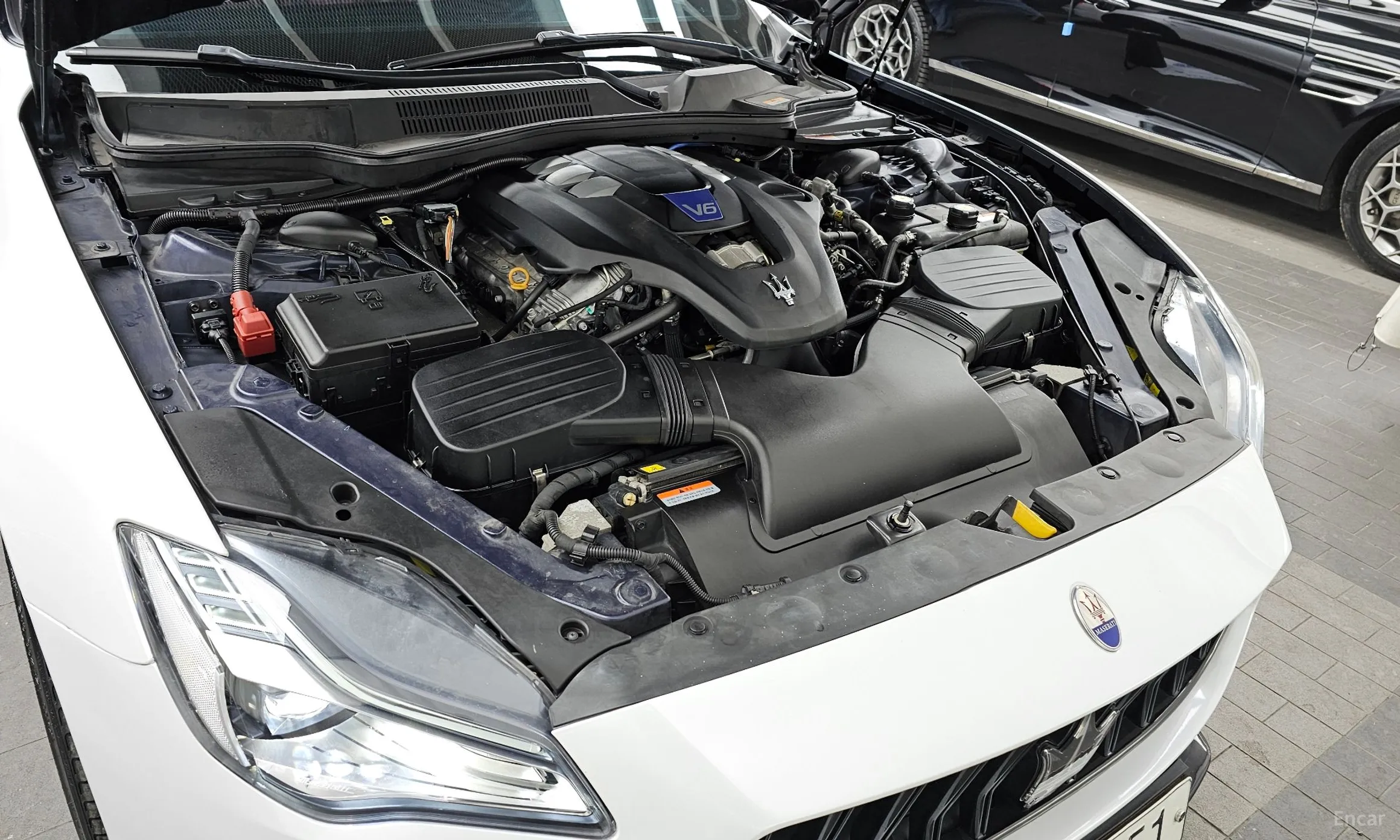 Maserati Quattroporte превью 6