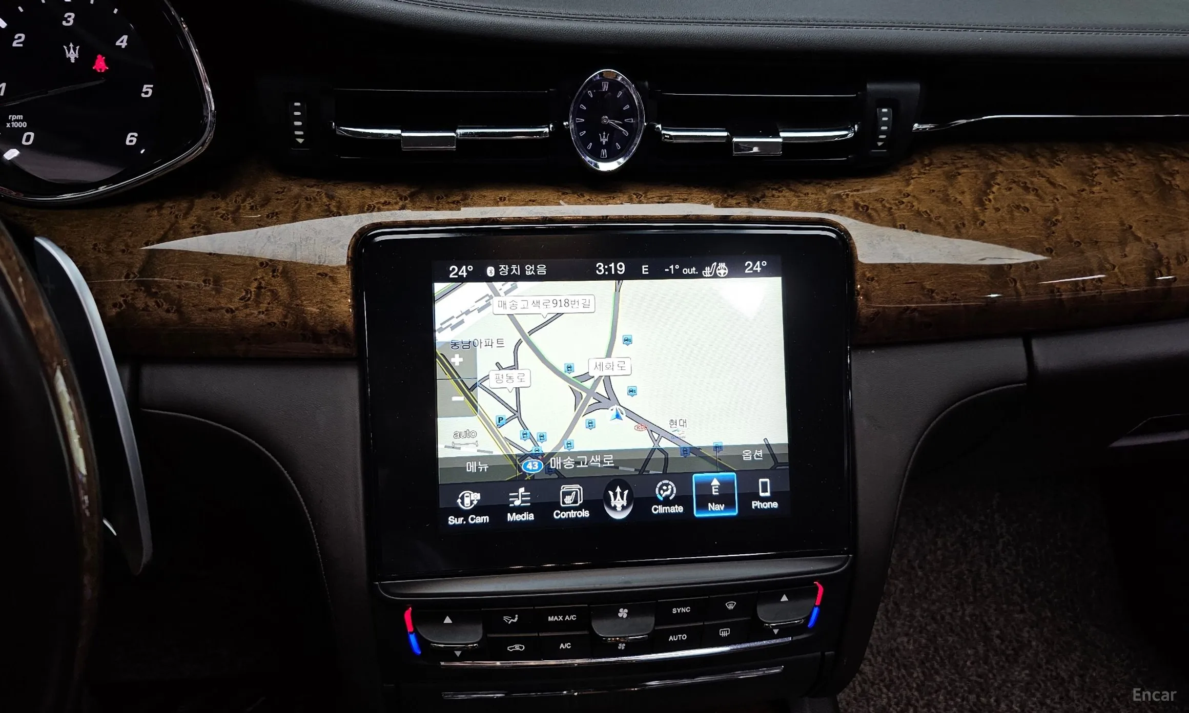 Maserati Quattroporte превью 14