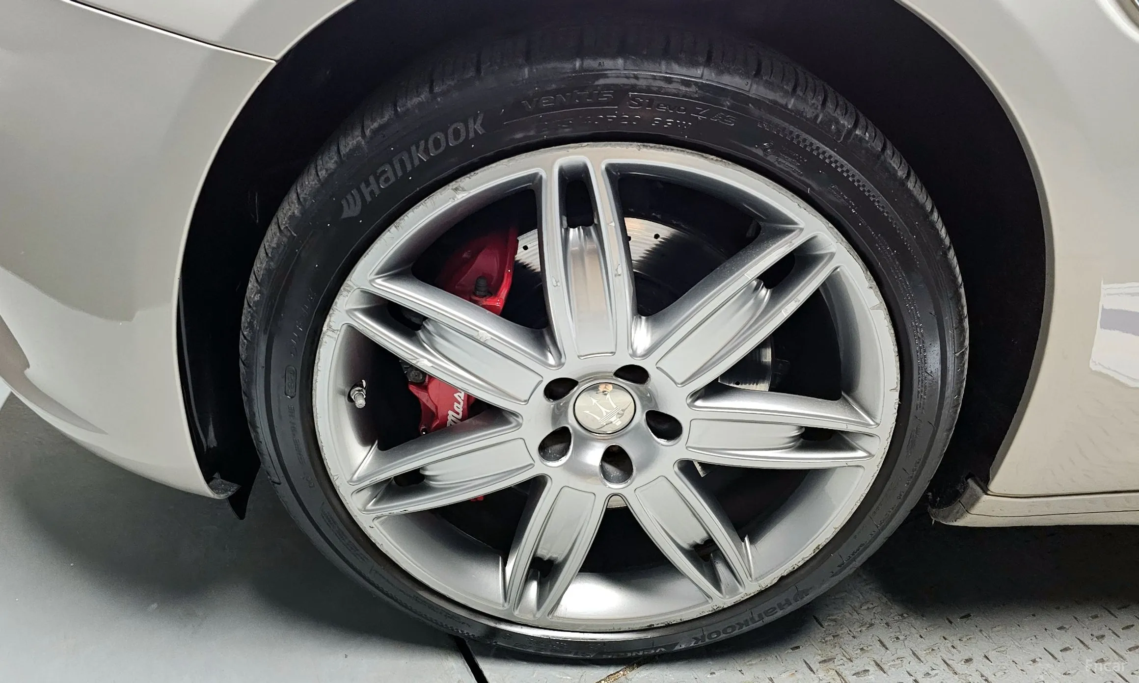 Maserati Quattroporte превью 5
