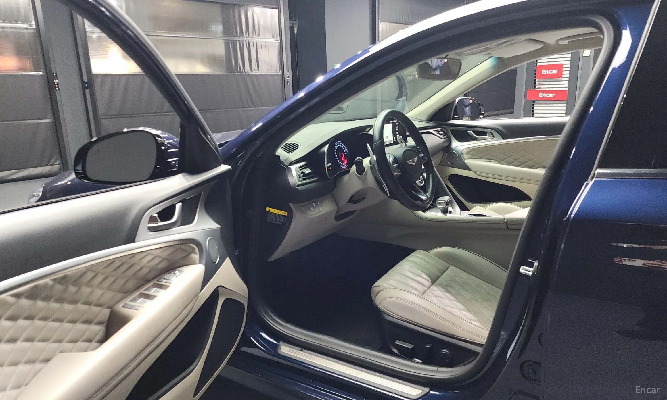Genesis G70 превью 10