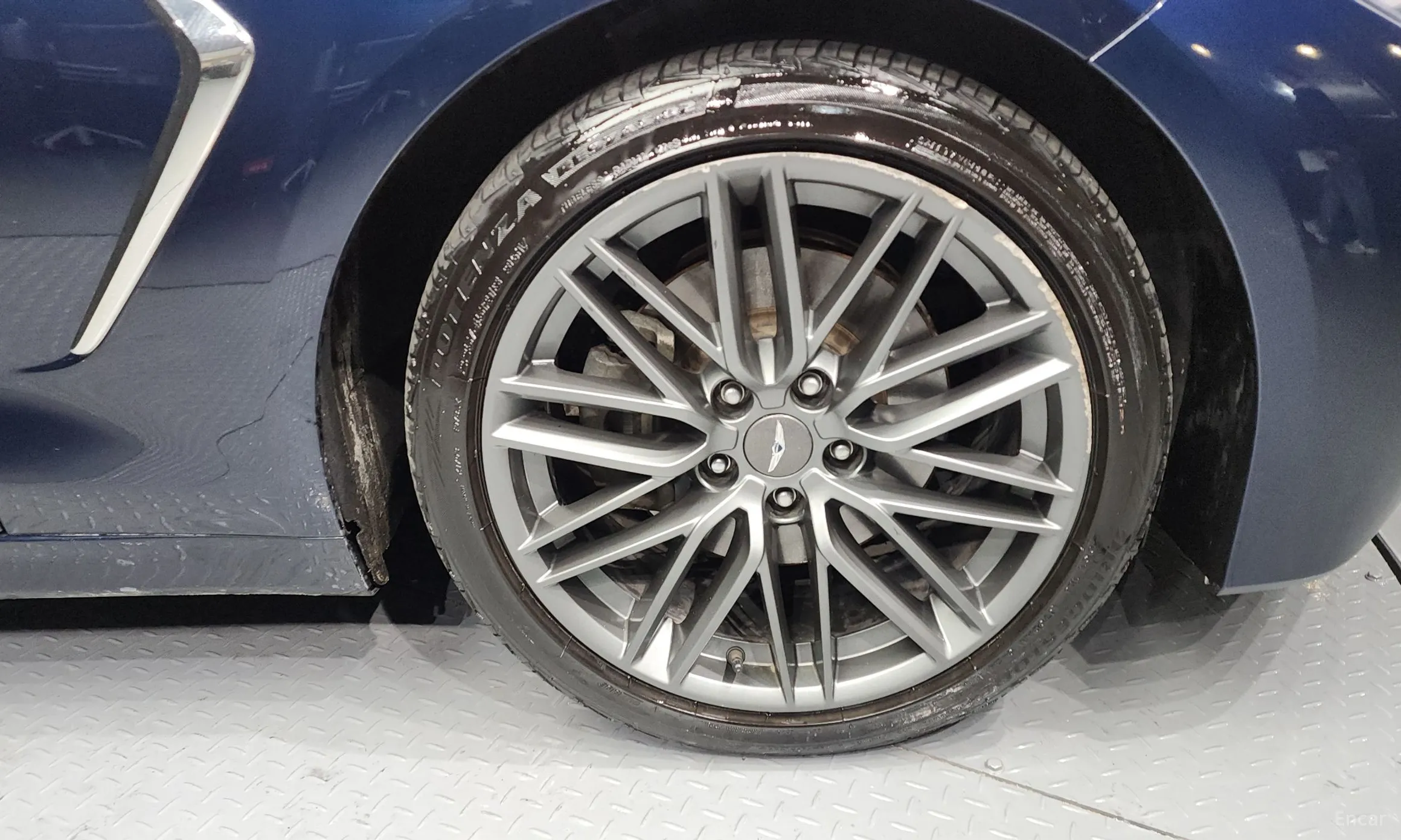 Genesis G70 превью 5