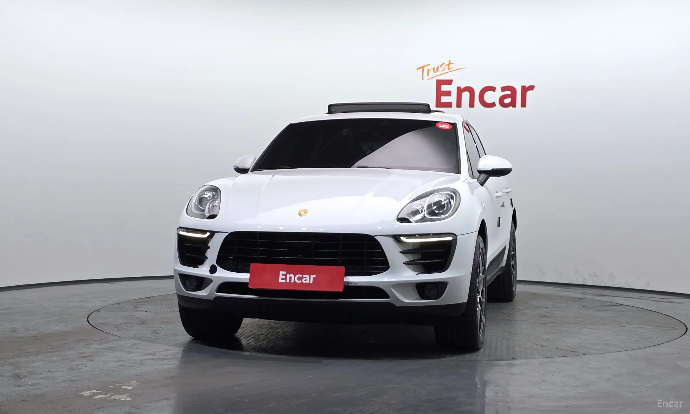 Porsche Macan превью 3