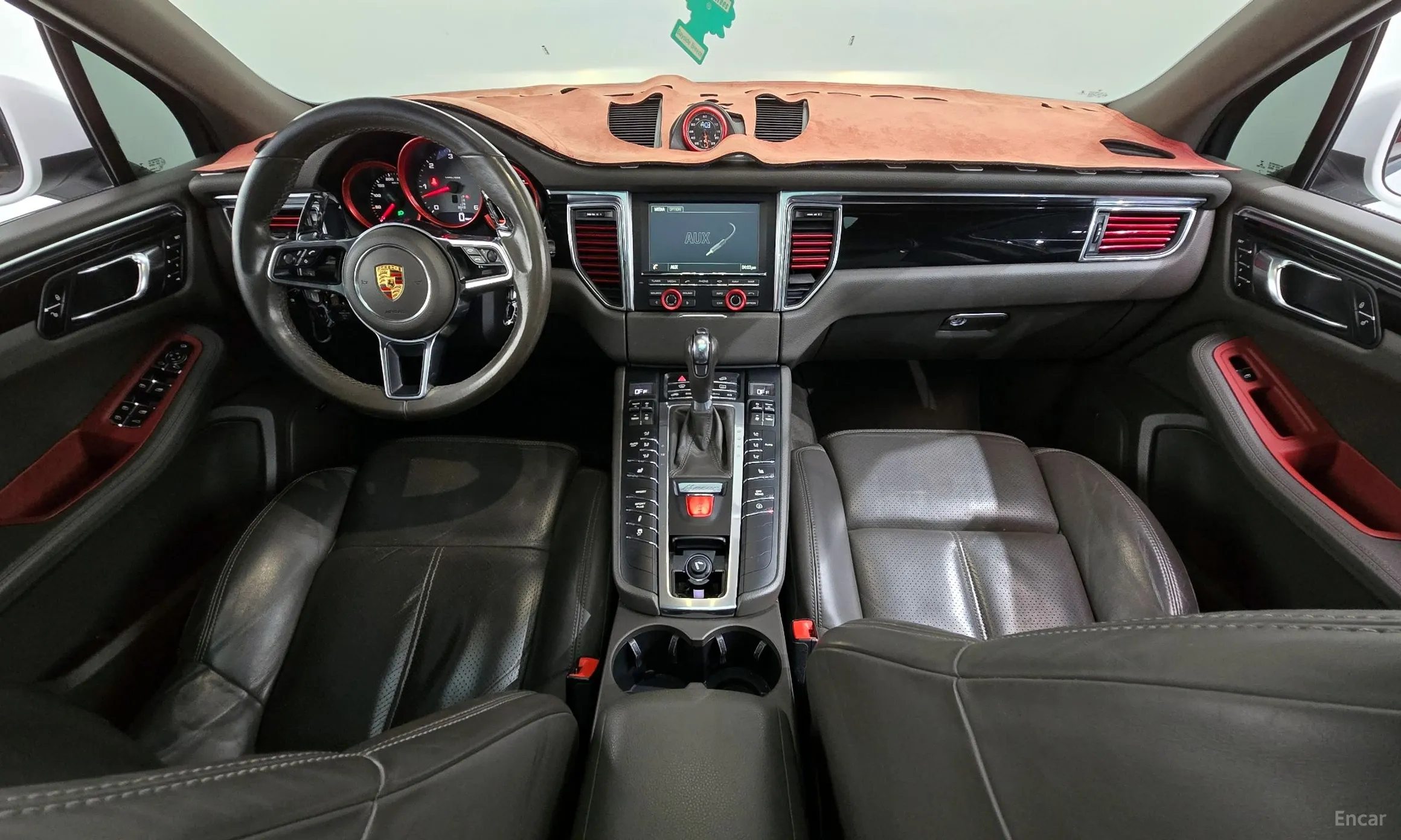 Porsche Macan превью 7