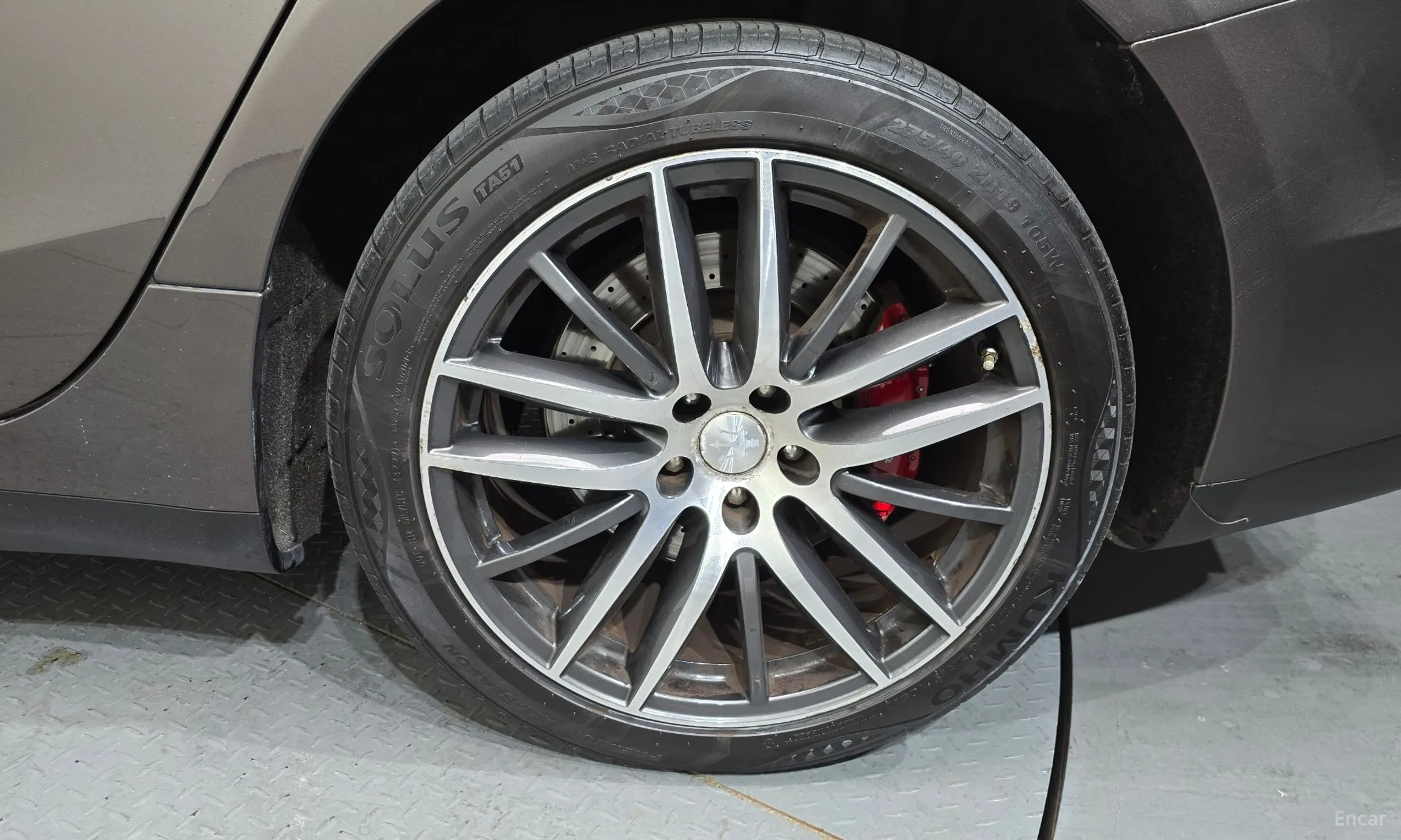 Maserati Ghibli превью 5