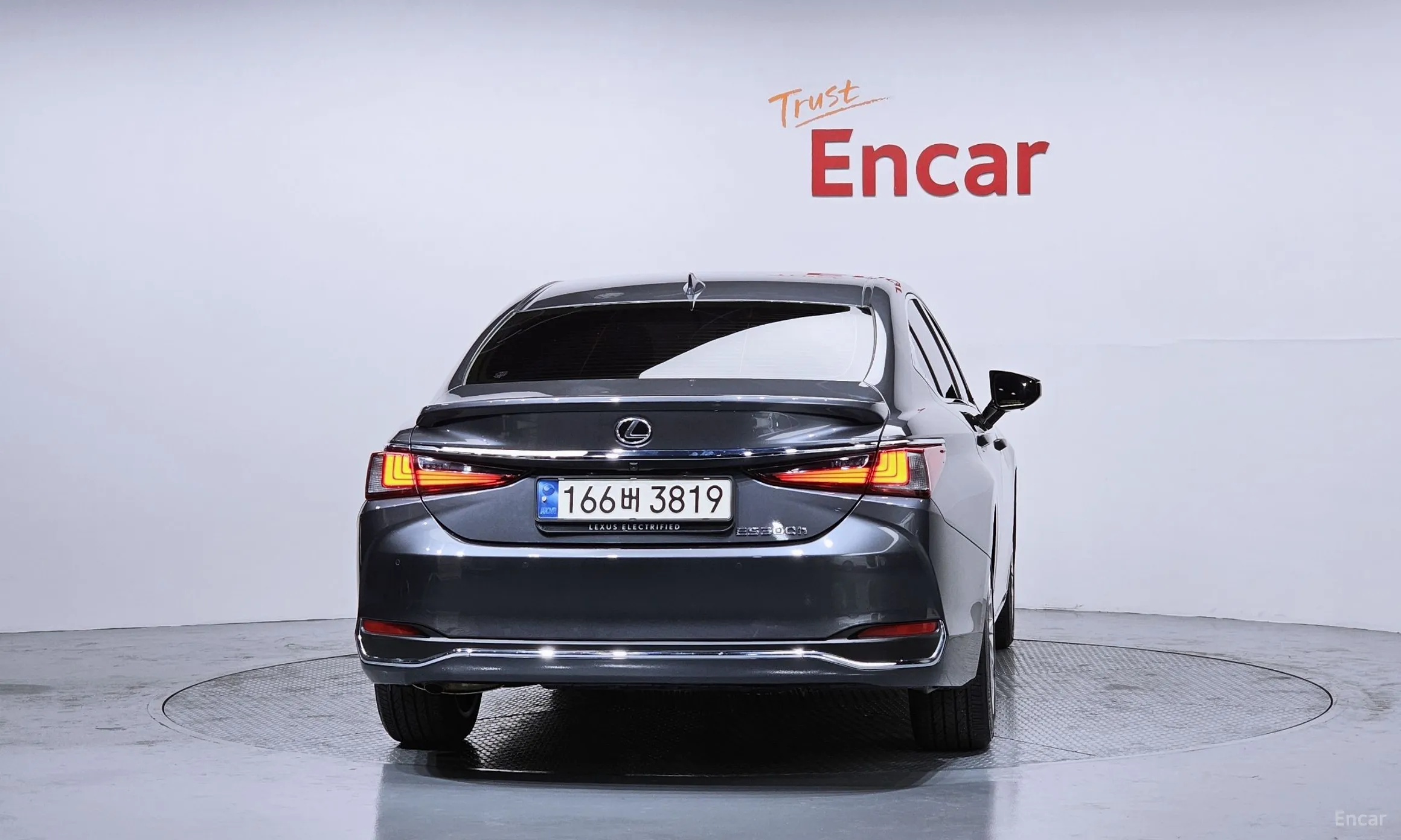 Lexus ES300h 7th Generation превью 4