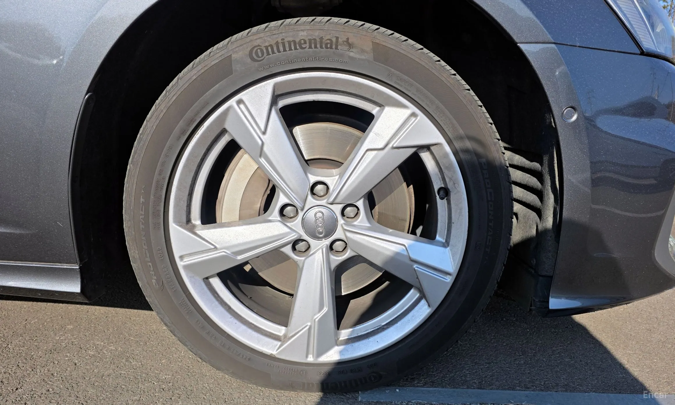 Audi A6 (C8) превью 5