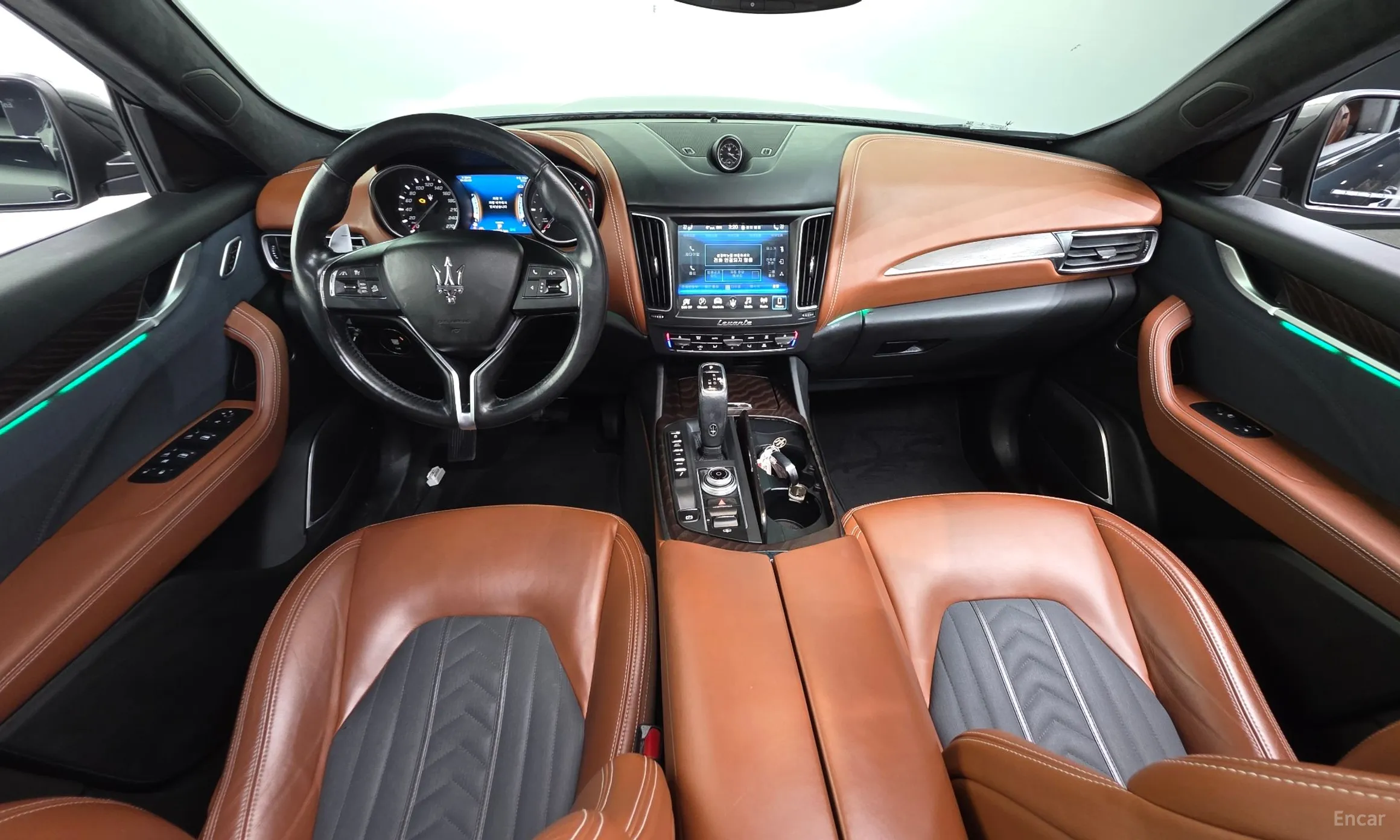 Maserati Levante превью 7