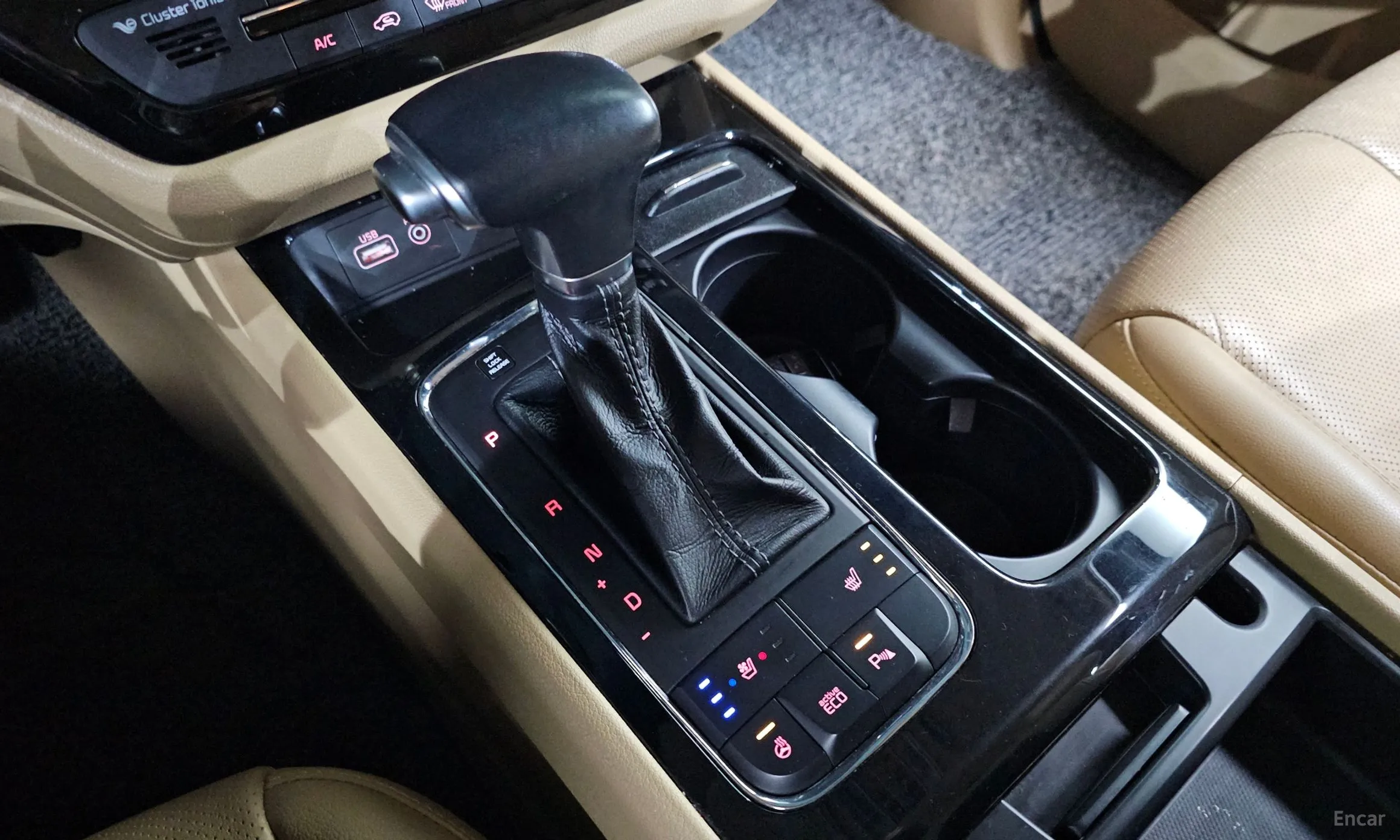 Kia Carnival превью 9