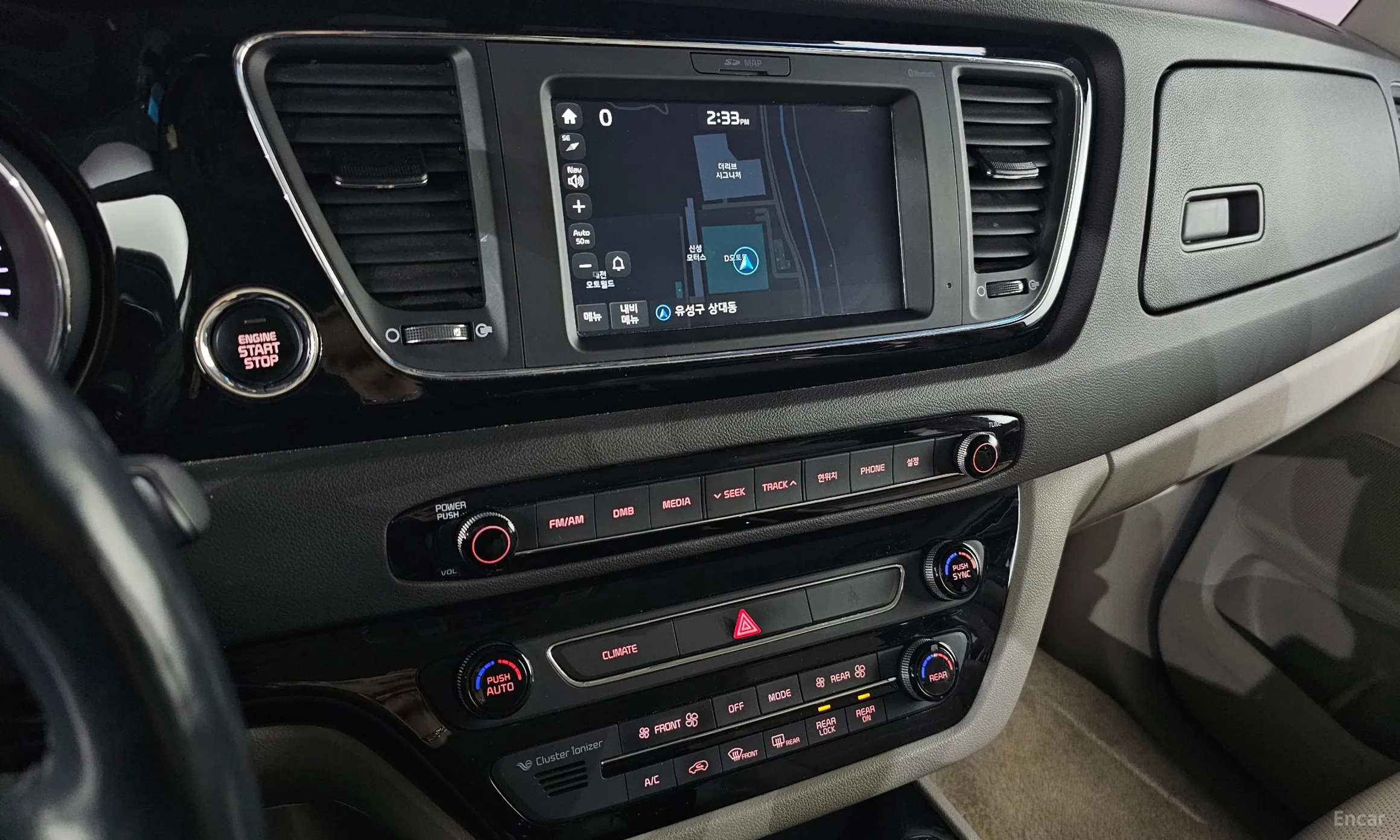 Kia Carnival превью 16