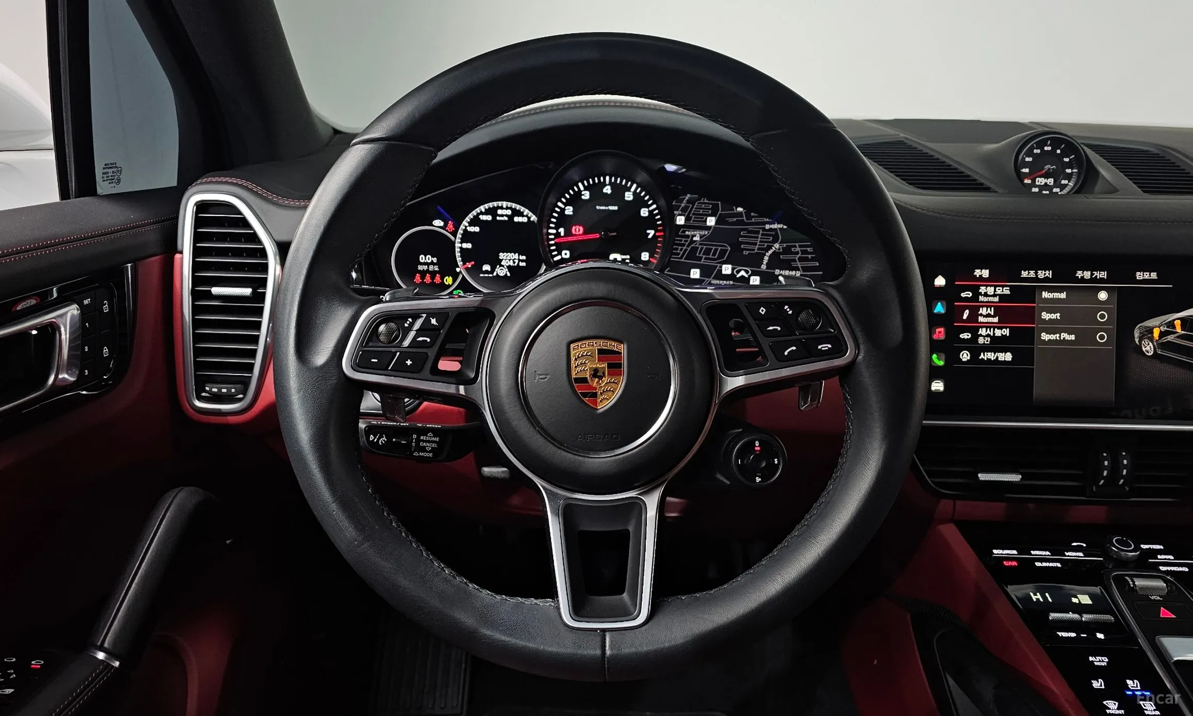 Porsche Cayenne (PO536) превью 13