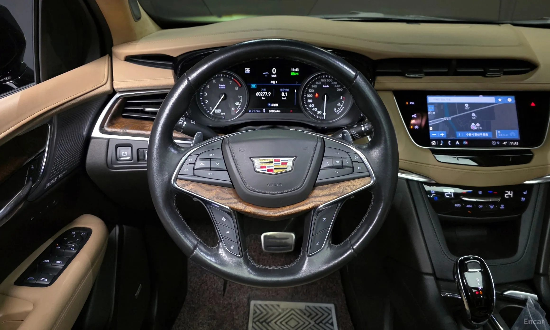 Cadillac XT5 превью 13