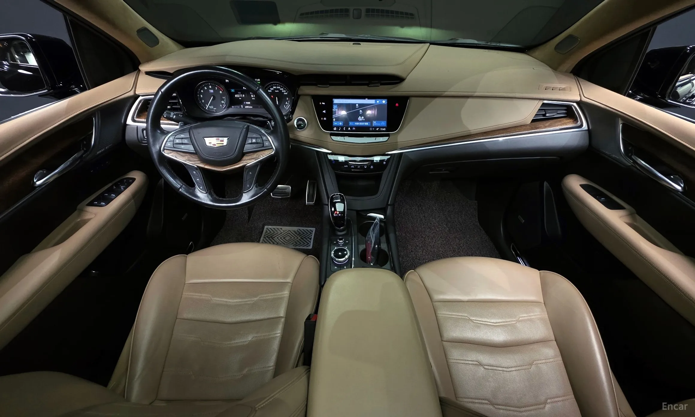Cadillac XT5 превью 7