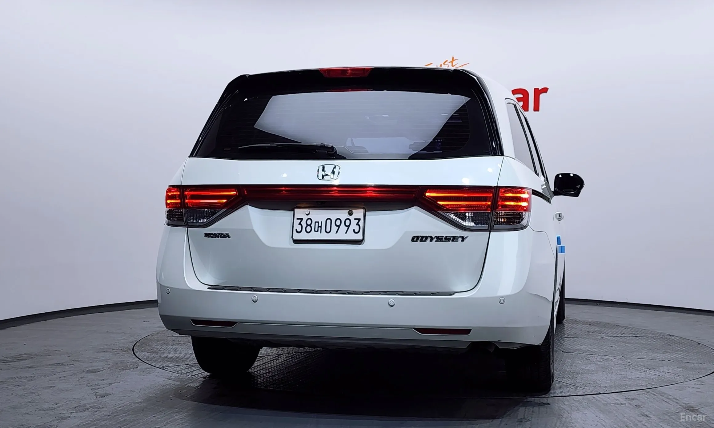 Honda Odyssey превью 4