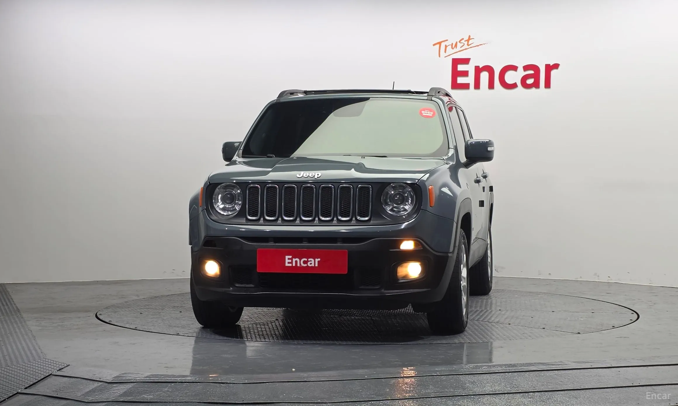 Jeep Renegade превью 3