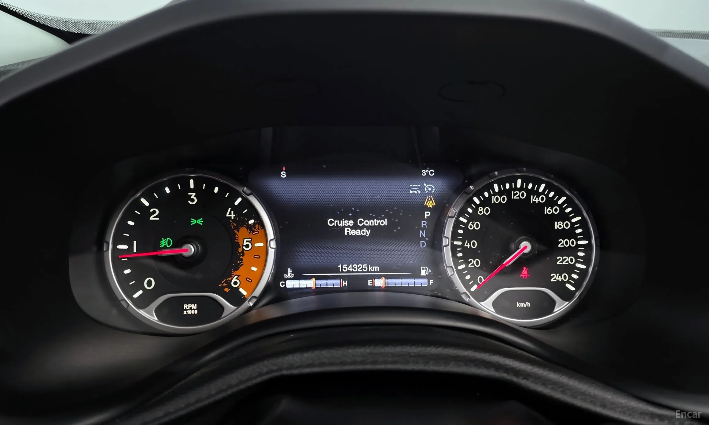 Jeep Renegade превью 8