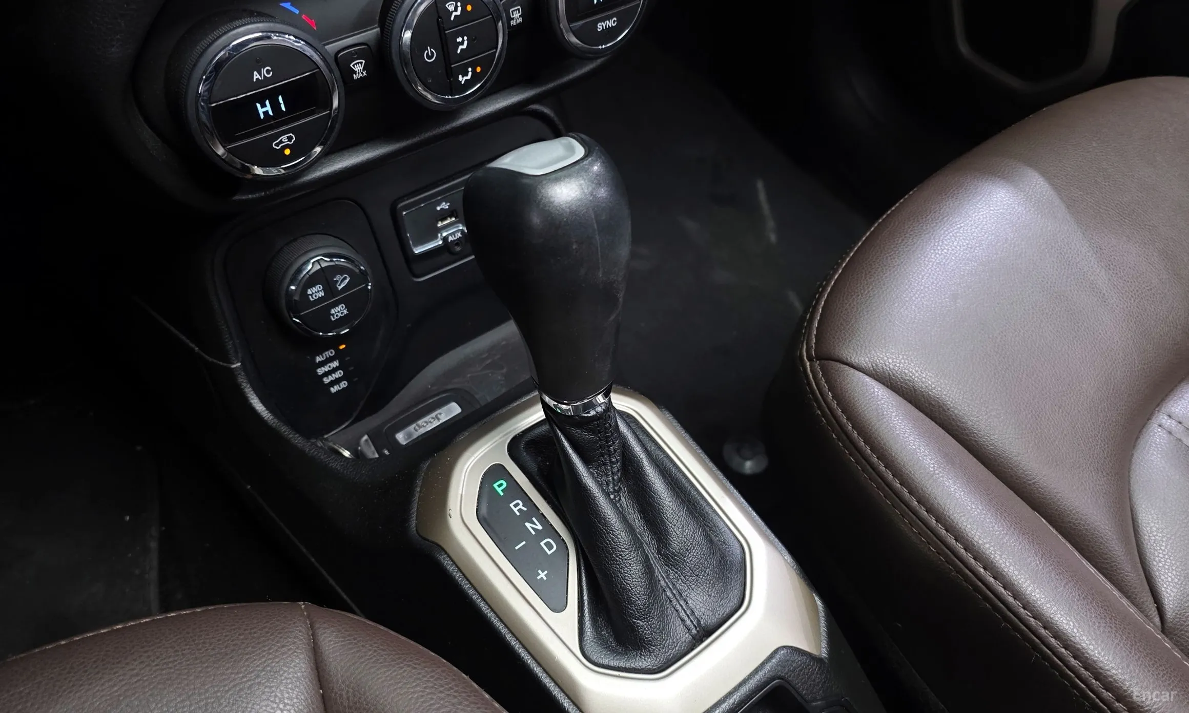 Jeep Renegade превью 9