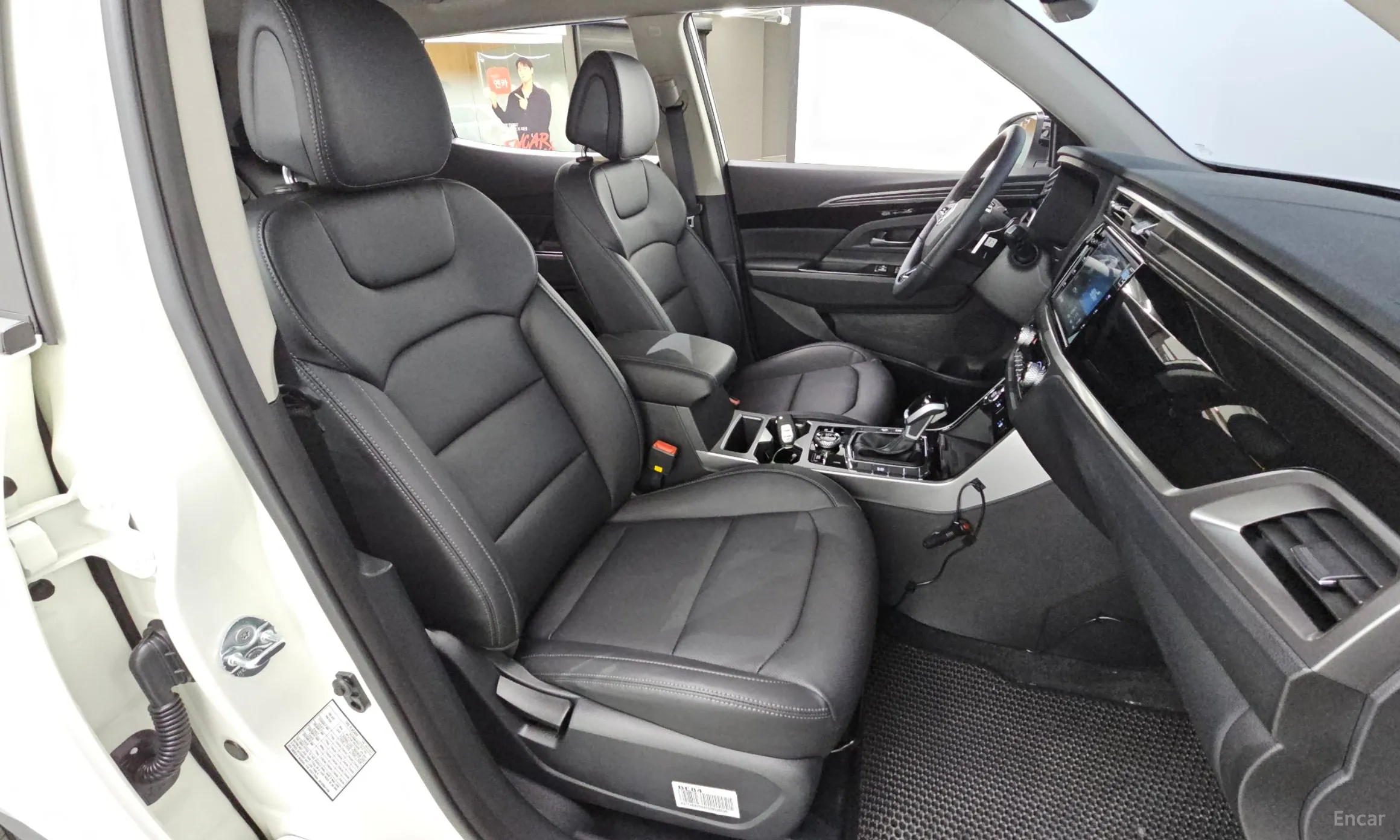 KG Mobility (SsangYong) Beautiful Korando превью 11