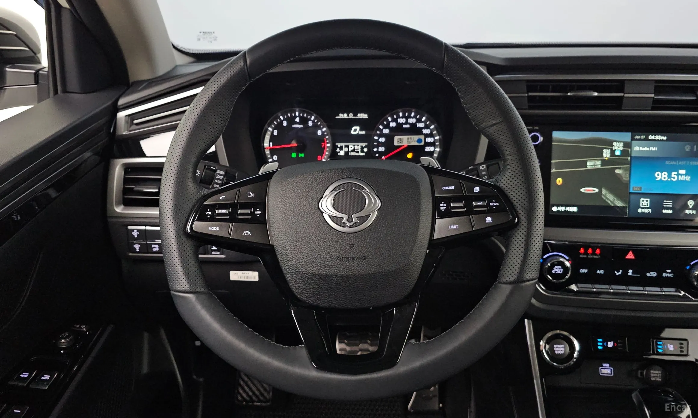 KG Mobility (SsangYong) Beautiful Korando превью 14