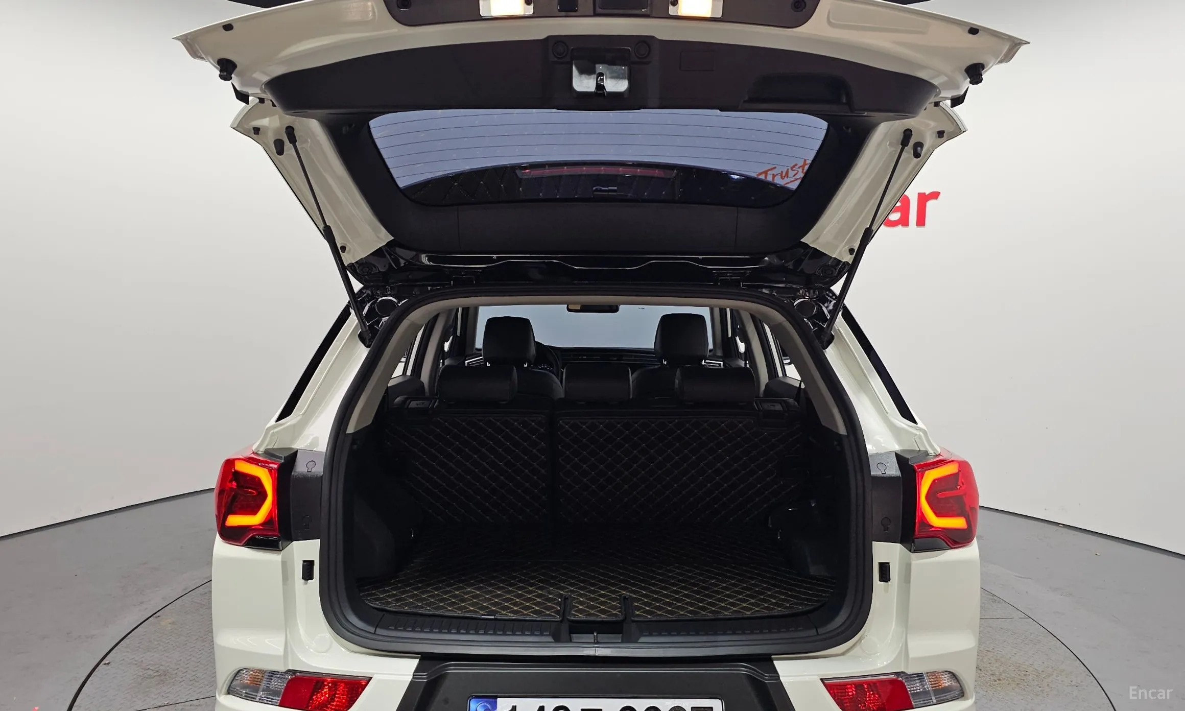 KG Mobility (SsangYong) Beautiful Korando превью 20
