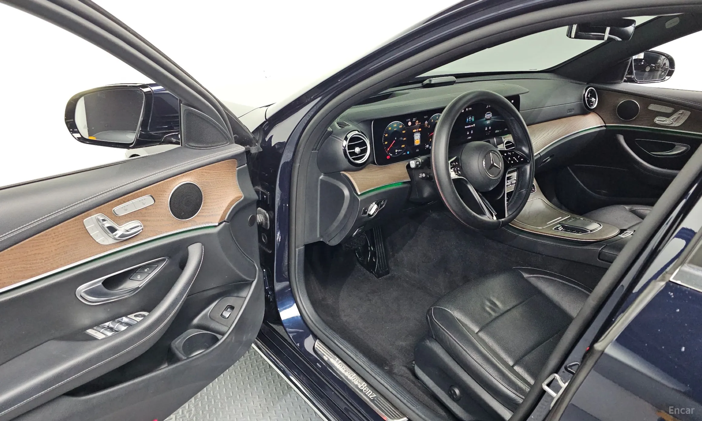 Mercedes Benz E-Class W213 превью 10