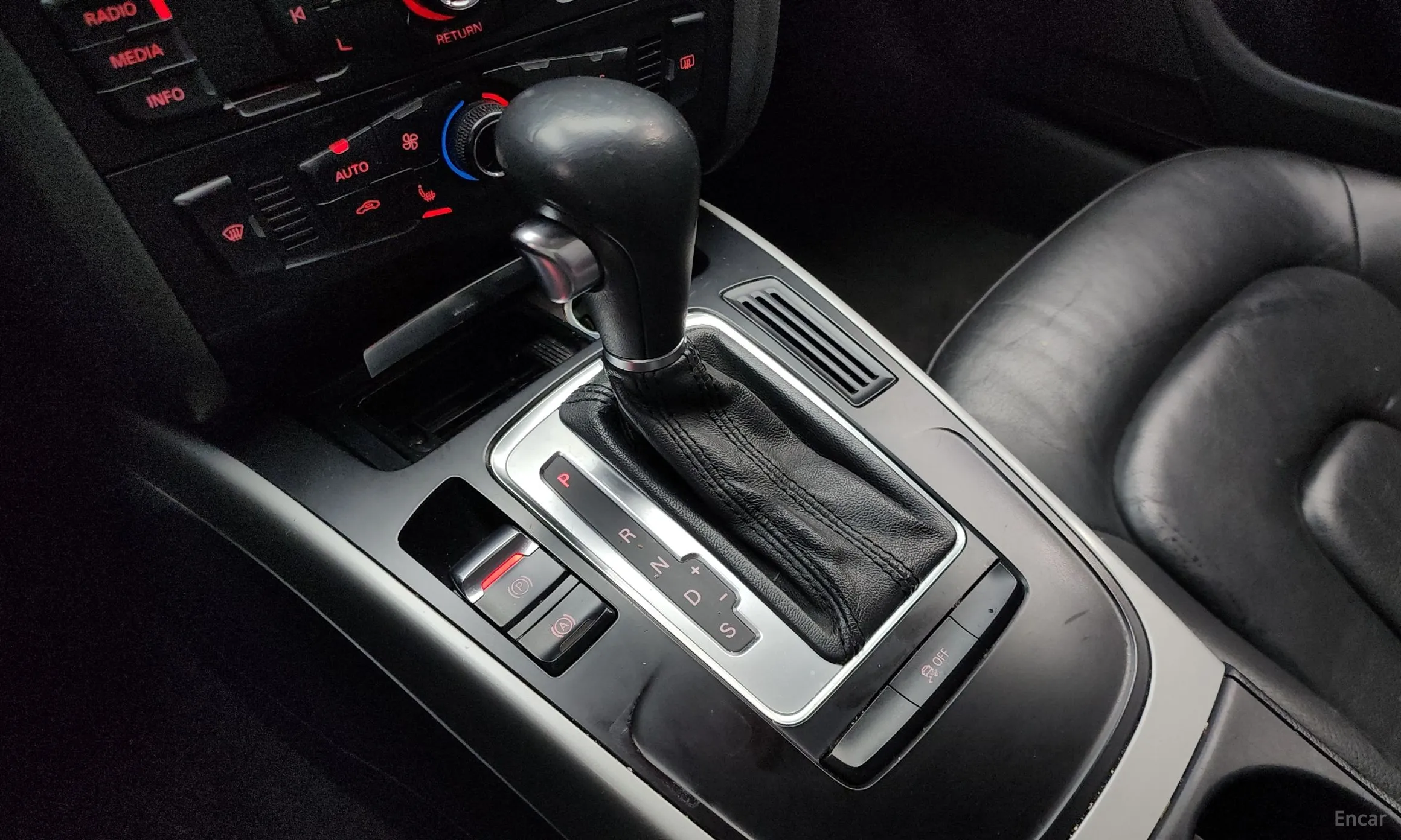 Audi New A4 превью 9