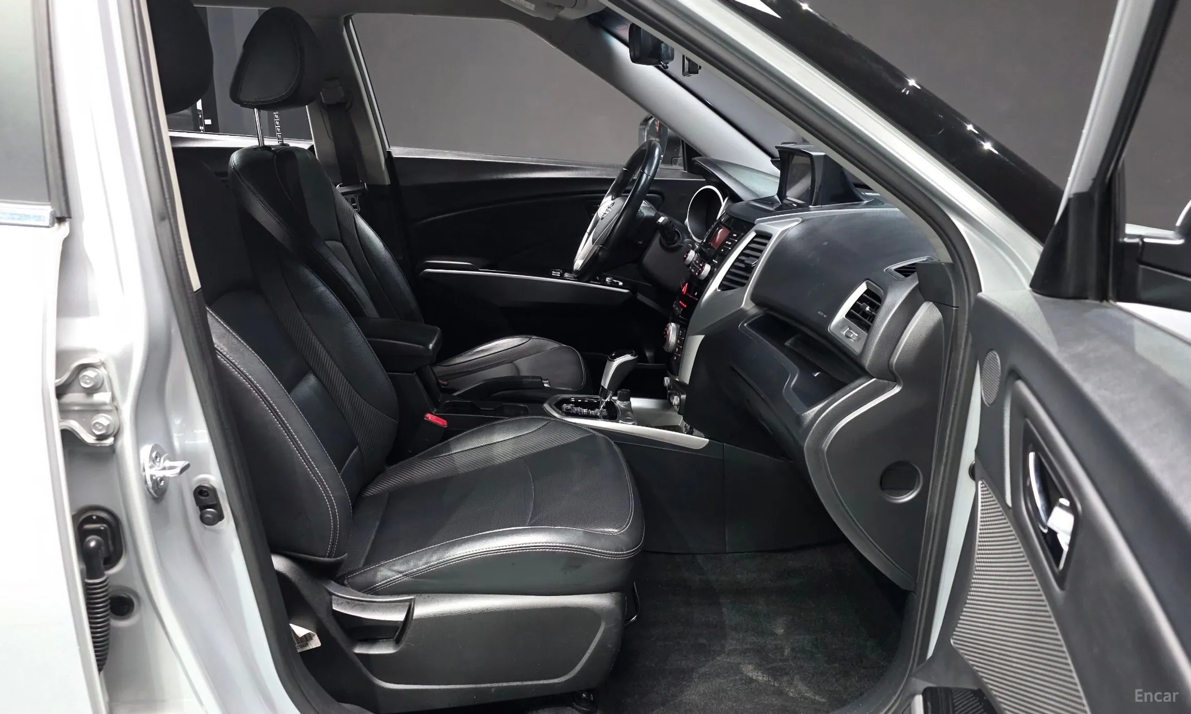 KG Mobility (SsangYong) Tivoli, Lazio превью 10