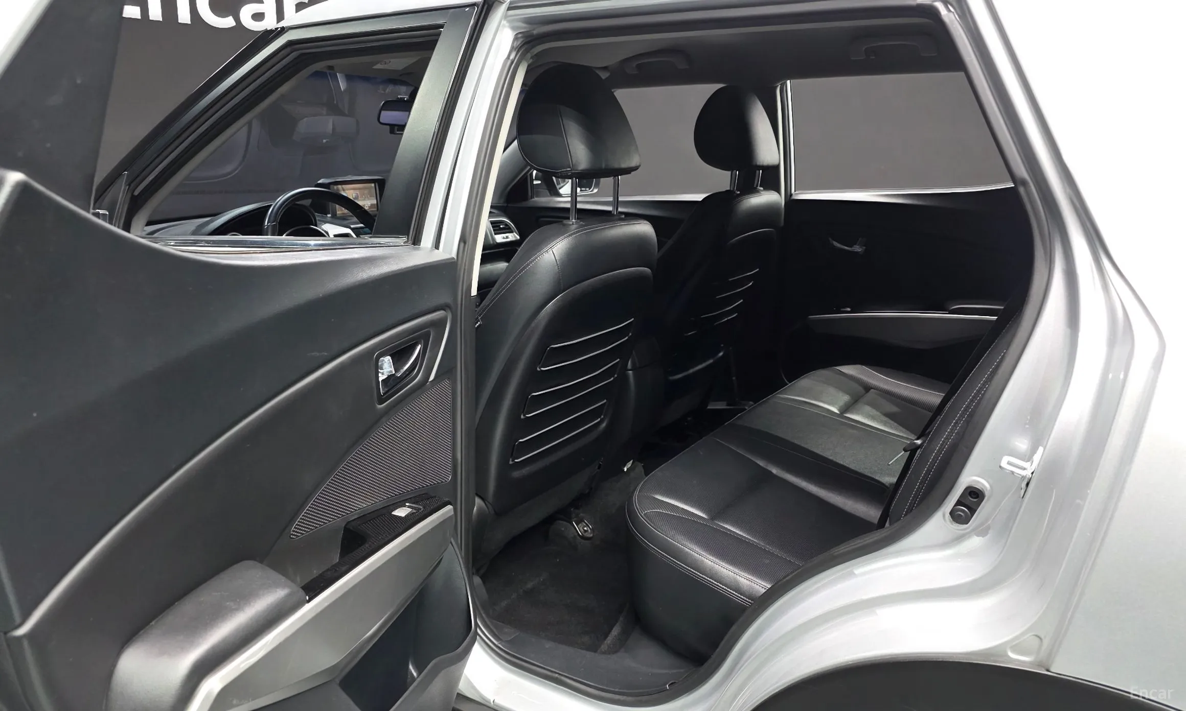 KG Mobility (SsangYong) Tivoli, Lazio превью 12