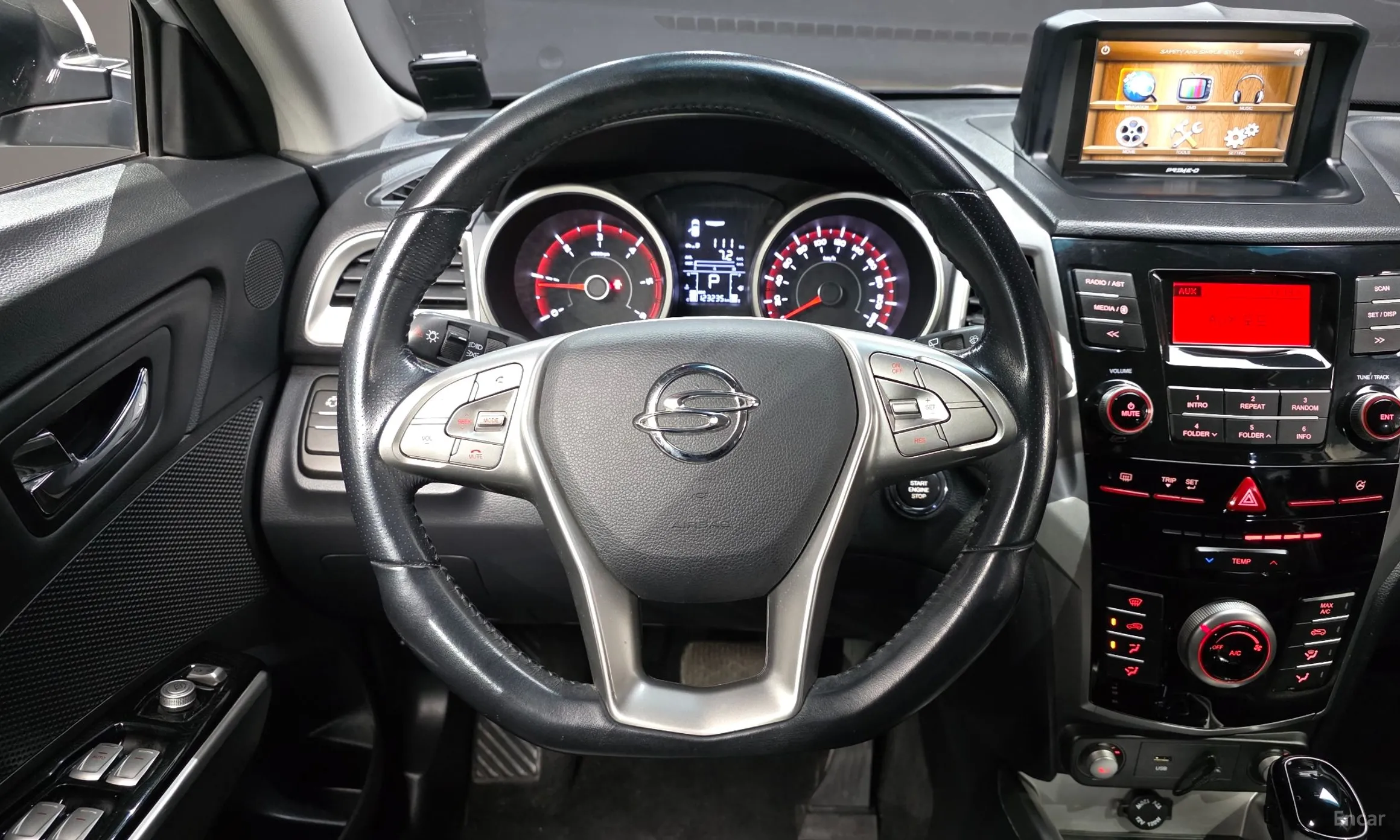 KG Mobility (SsangYong) Tivoli, Lazio превью 13