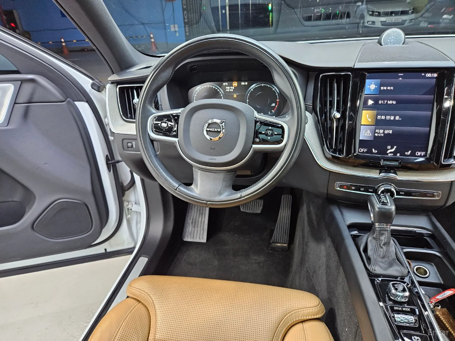 Volvo XC60 Gen 2 превью 13
