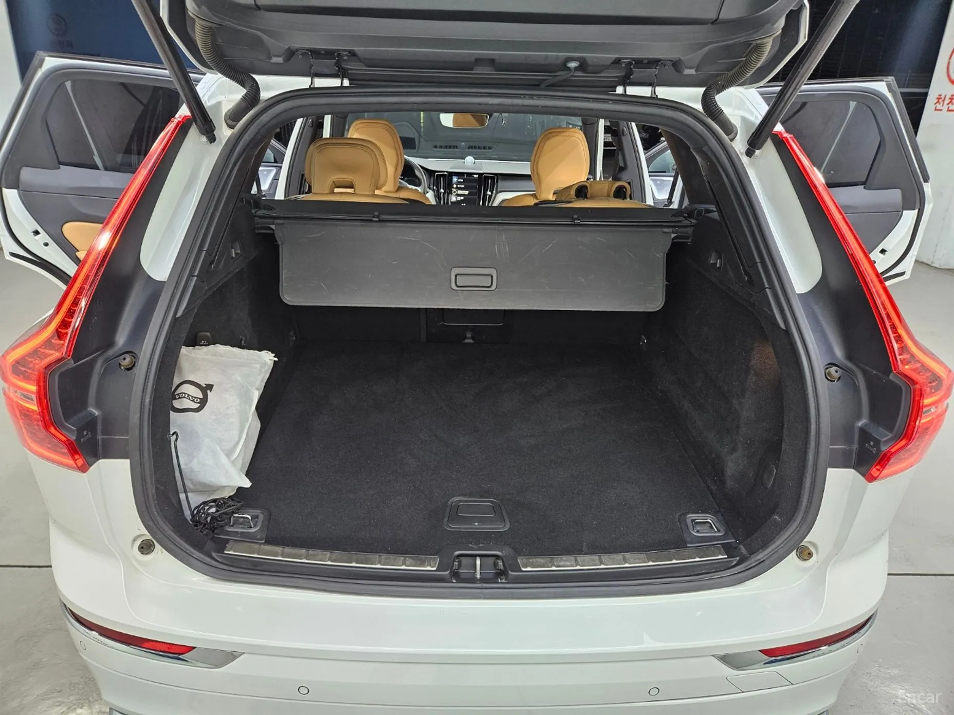 Volvo XC60 Gen 2 превью 19