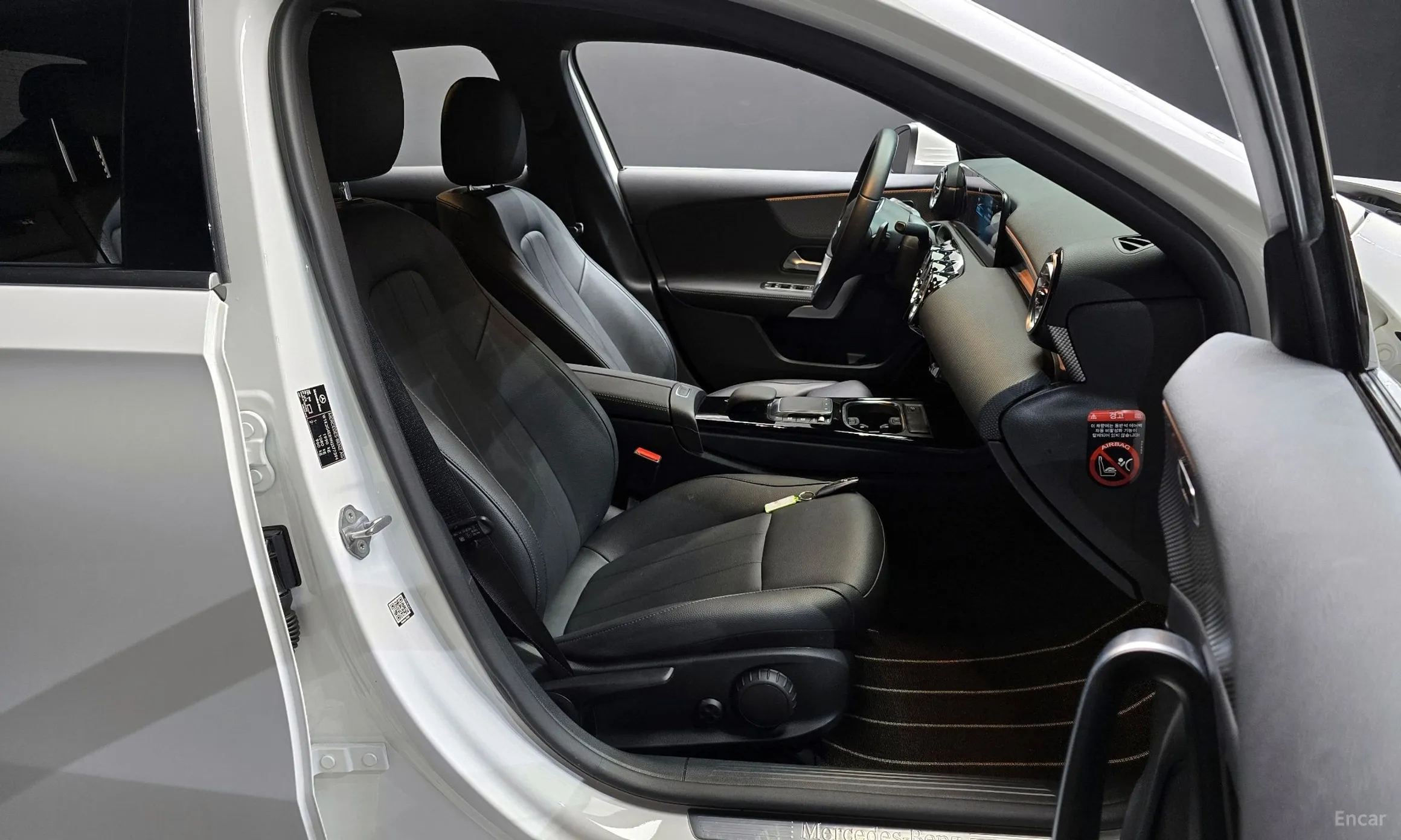 Mercedes Benz A-Class W177 превью 10