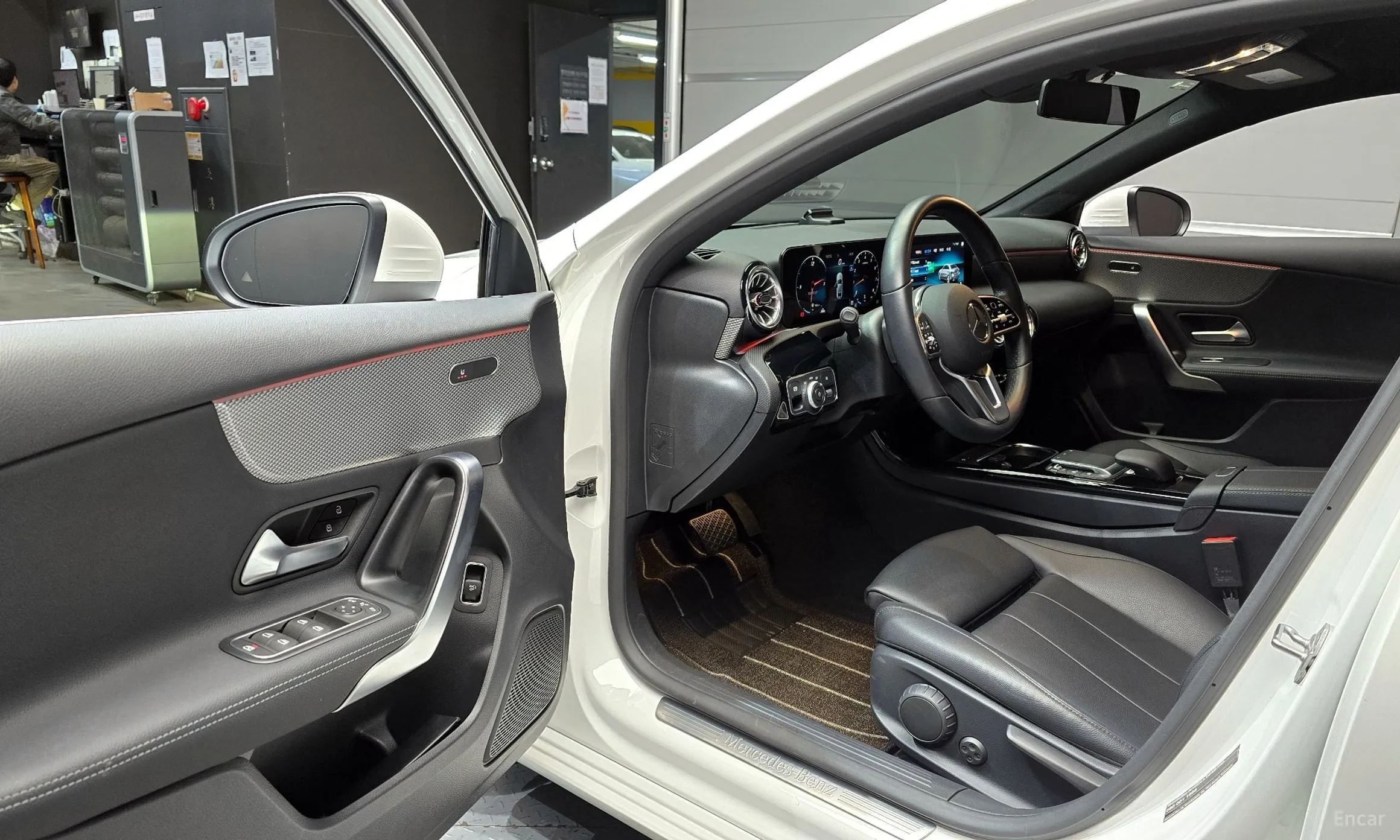Mercedes Benz A-Class W177 превью 11
