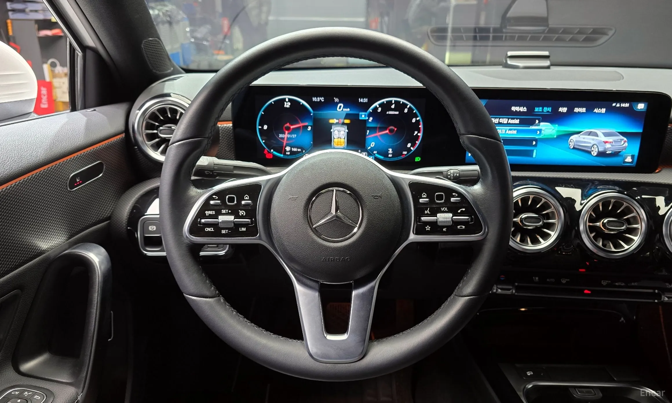 Mercedes Benz A-Class W177 превью 13