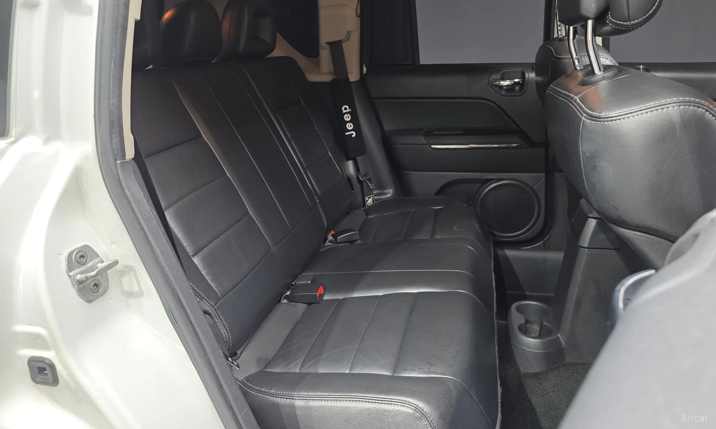 Jeep Compass превью 12