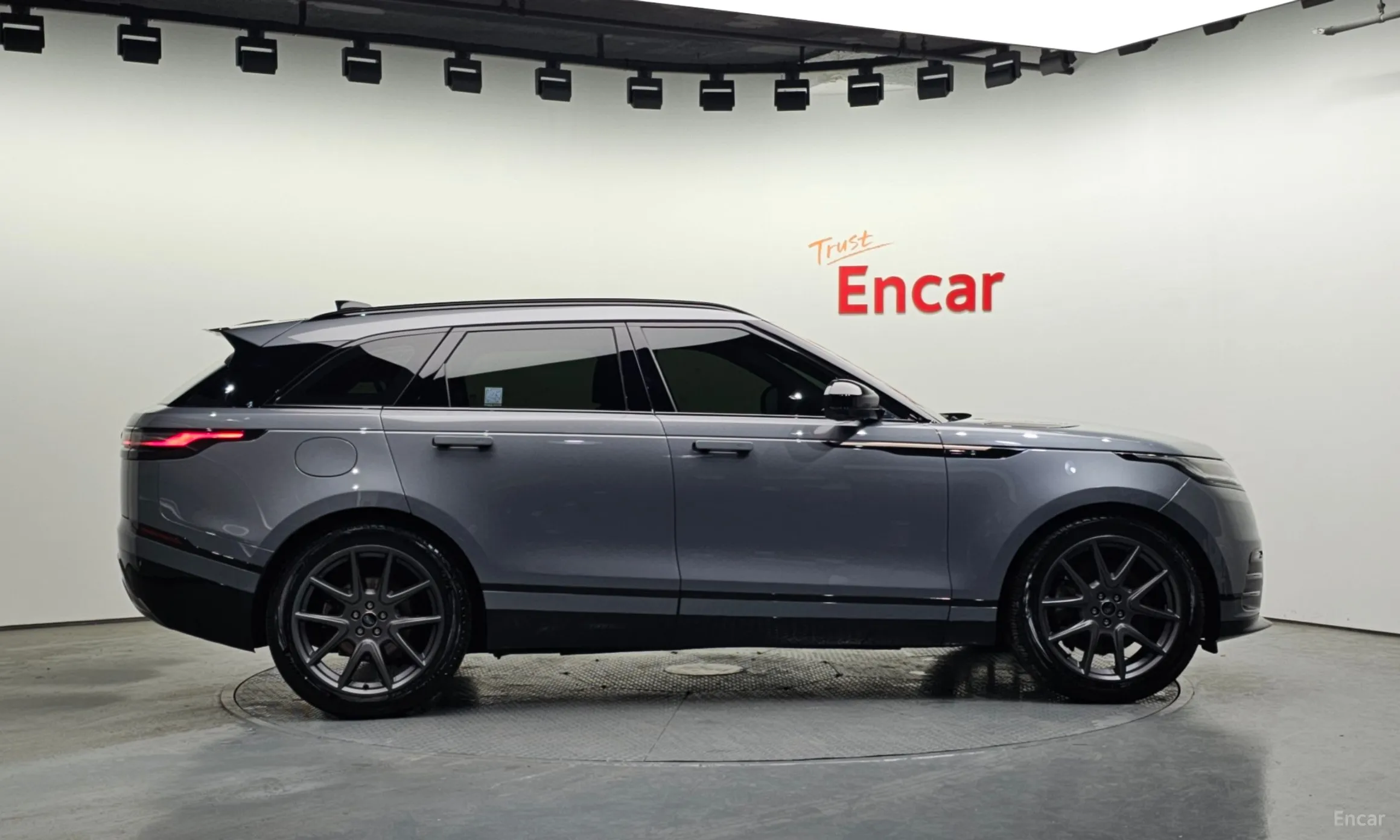 Land Rover Range Rover Bella превью 6