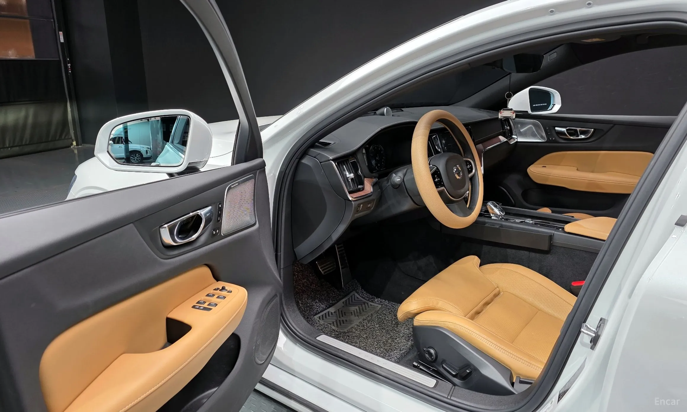 Volvo S60 3rd Generation превью 11