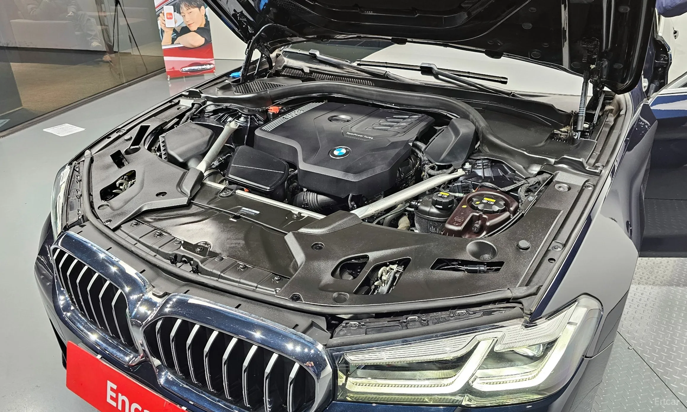 BMW 5 Series (G30) превью 6