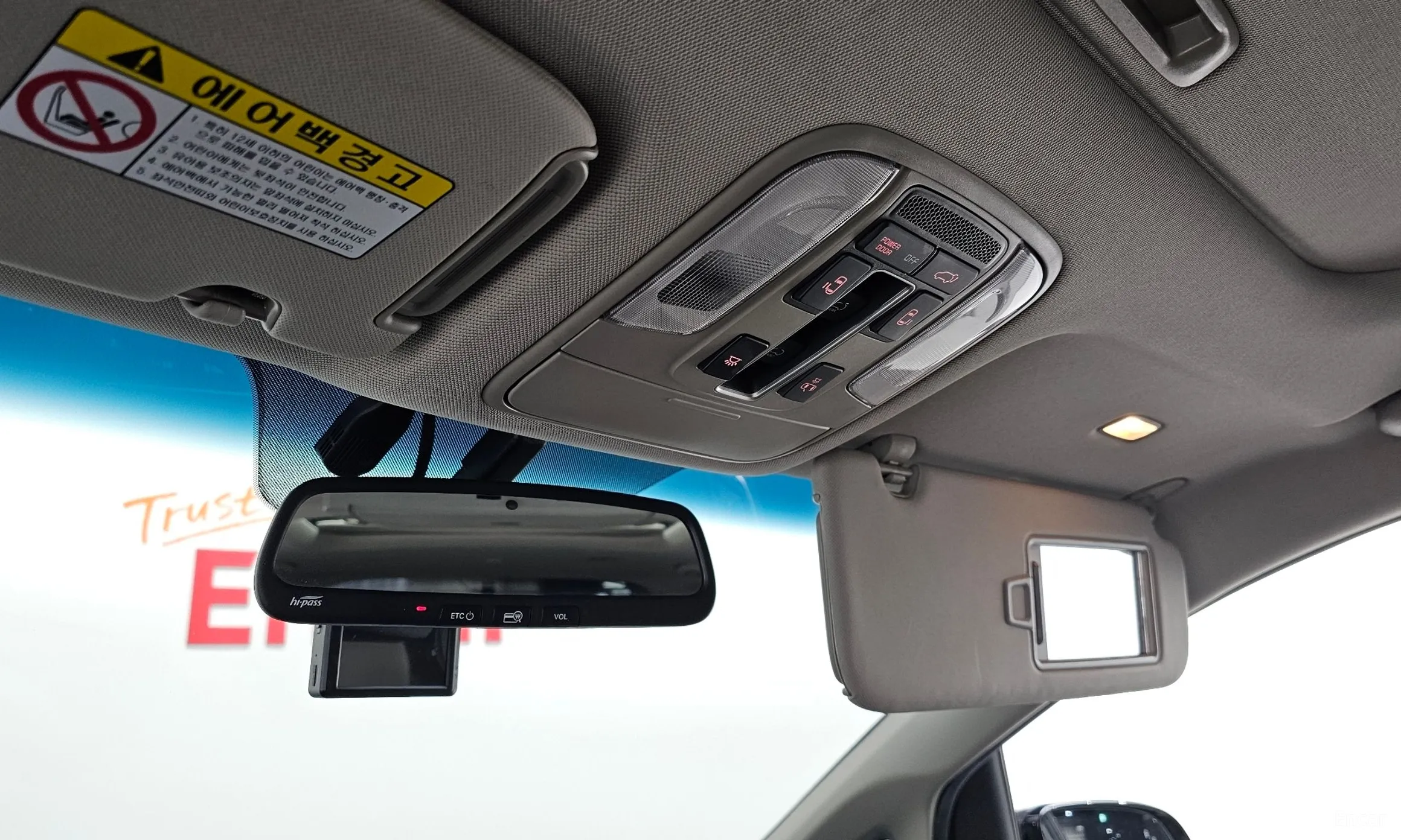 Kia Carnival превью 16