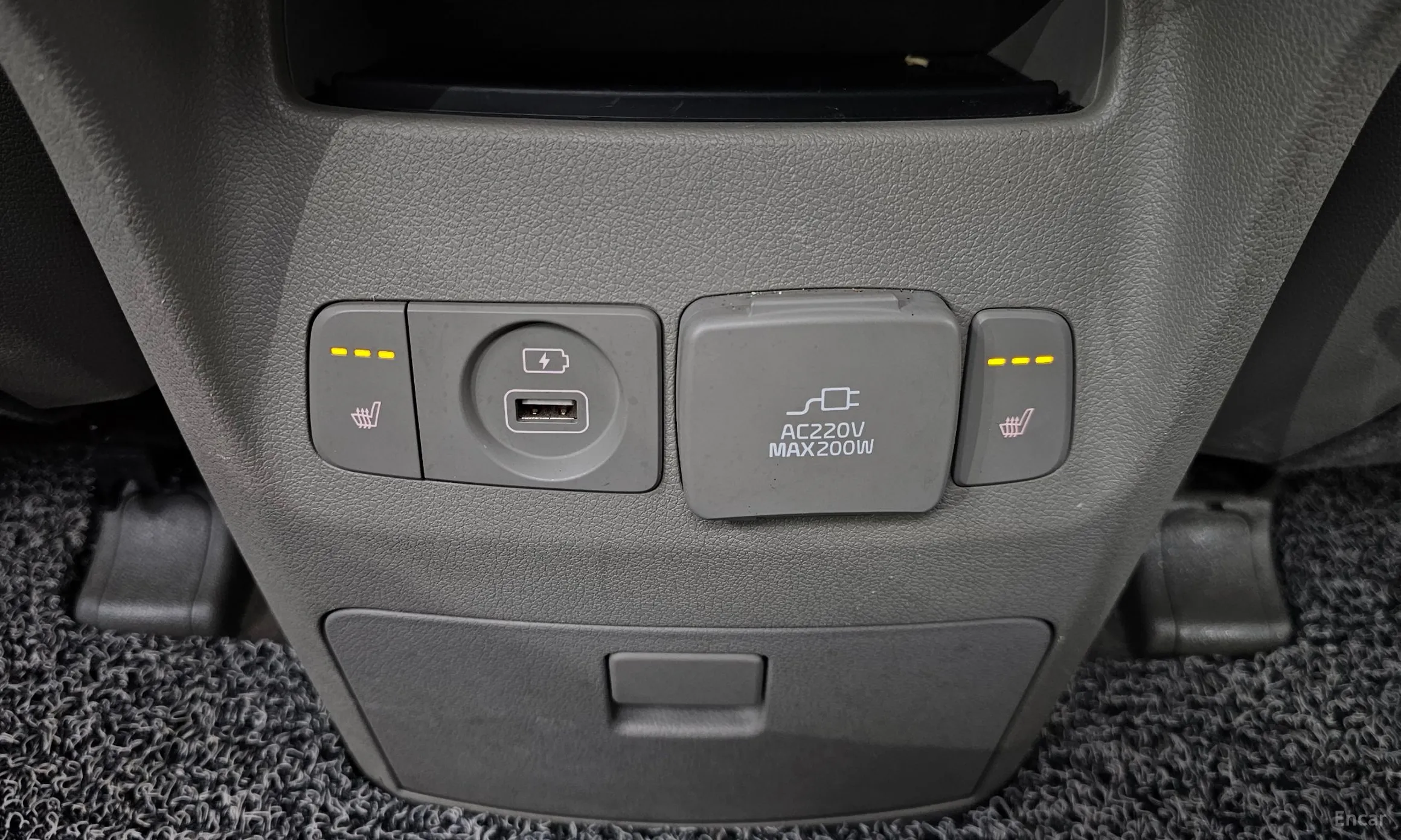 Kia Carnival превью 19