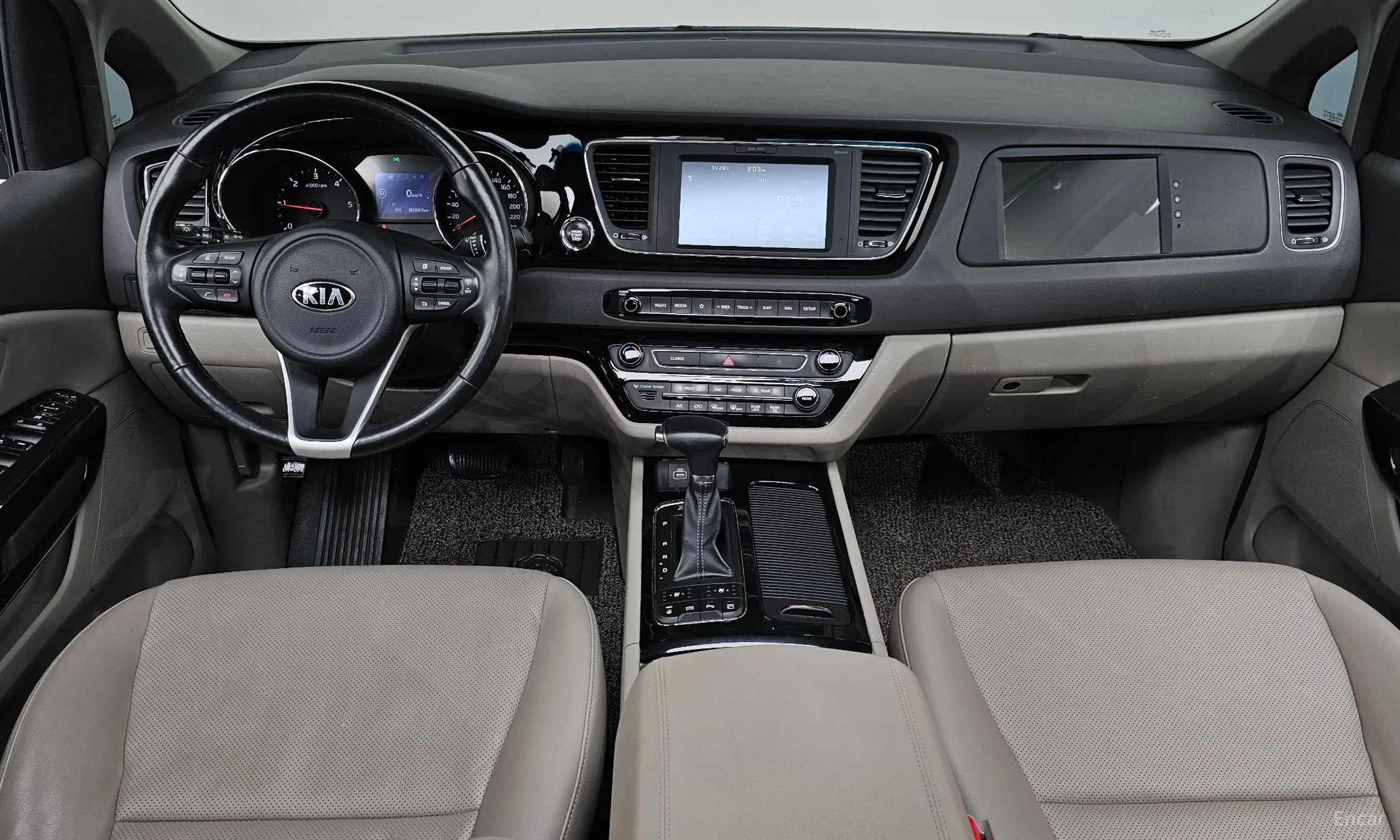 Kia Carnival превью 7