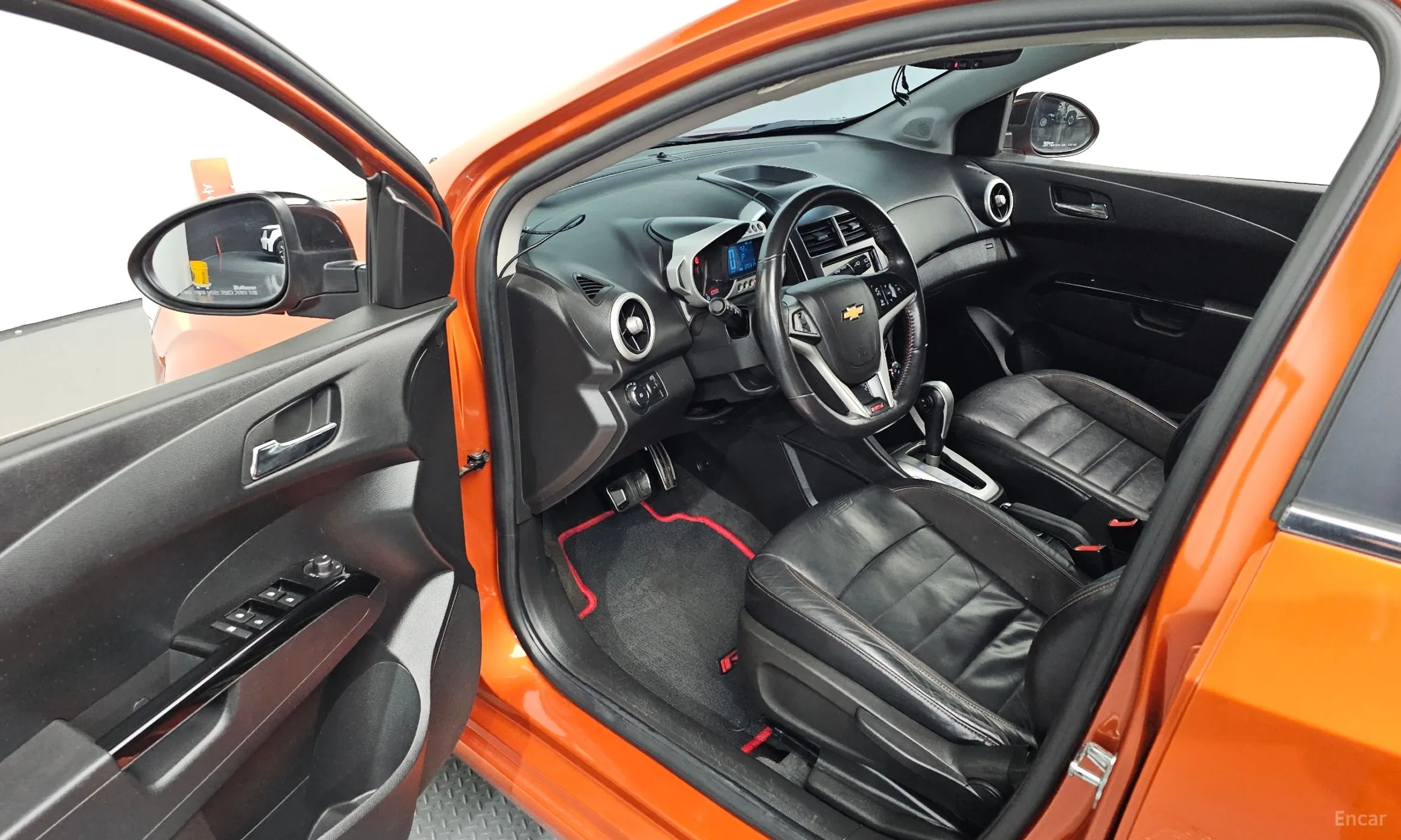 Chevrolet (GM Daewoo) Aveo Hatchback превью 10