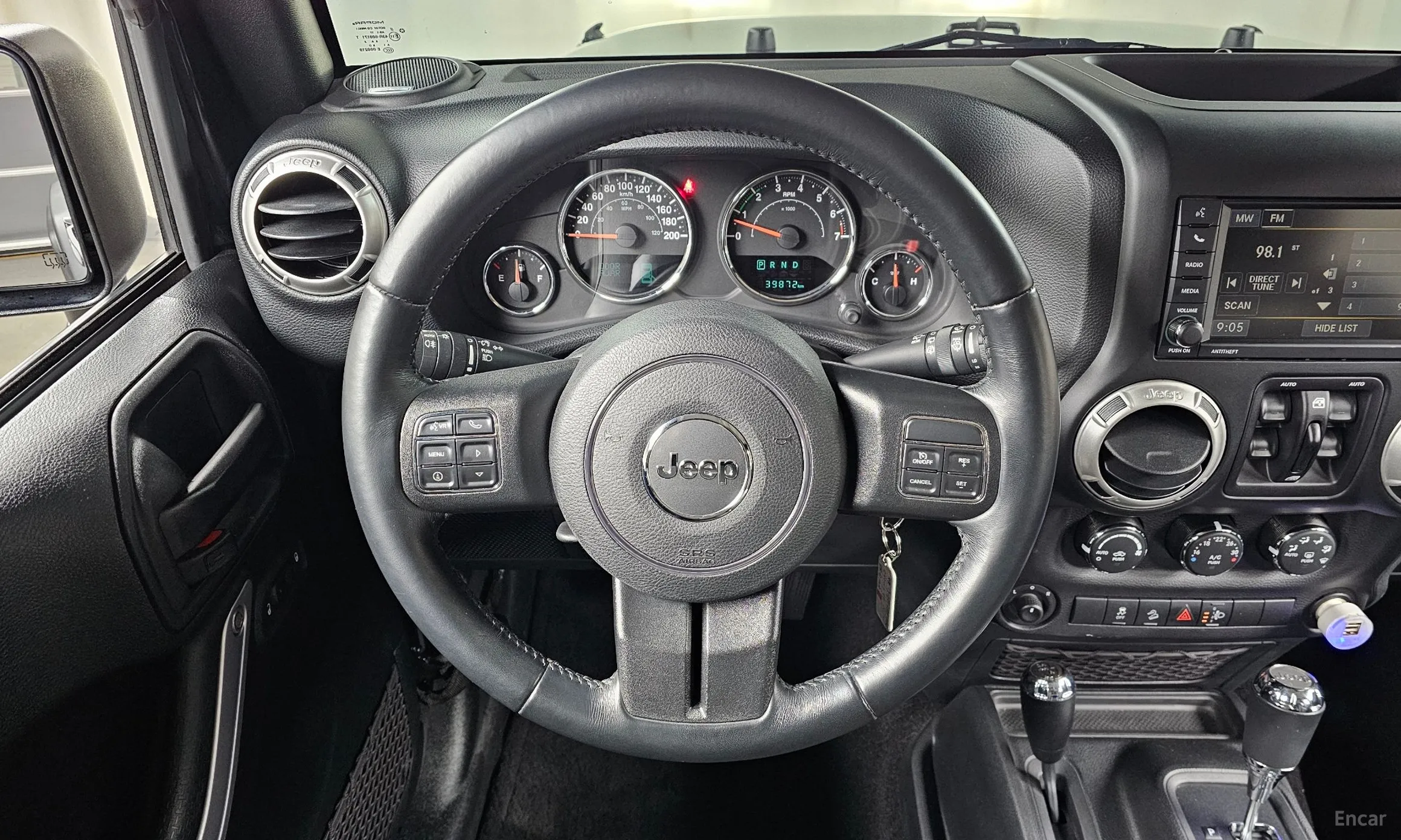 Jeep Wrangler (JK) превью 13