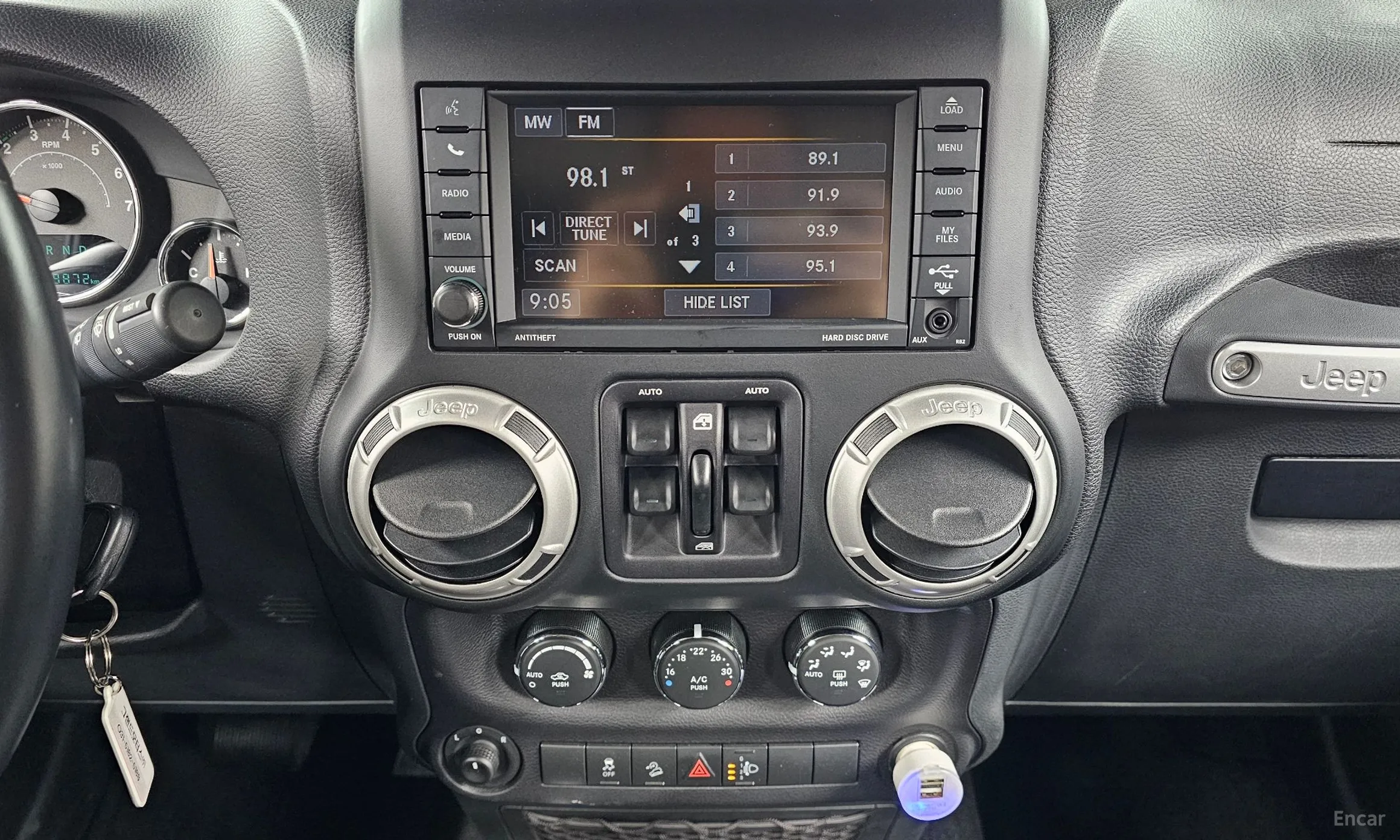 Jeep Wrangler (JK) превью 16