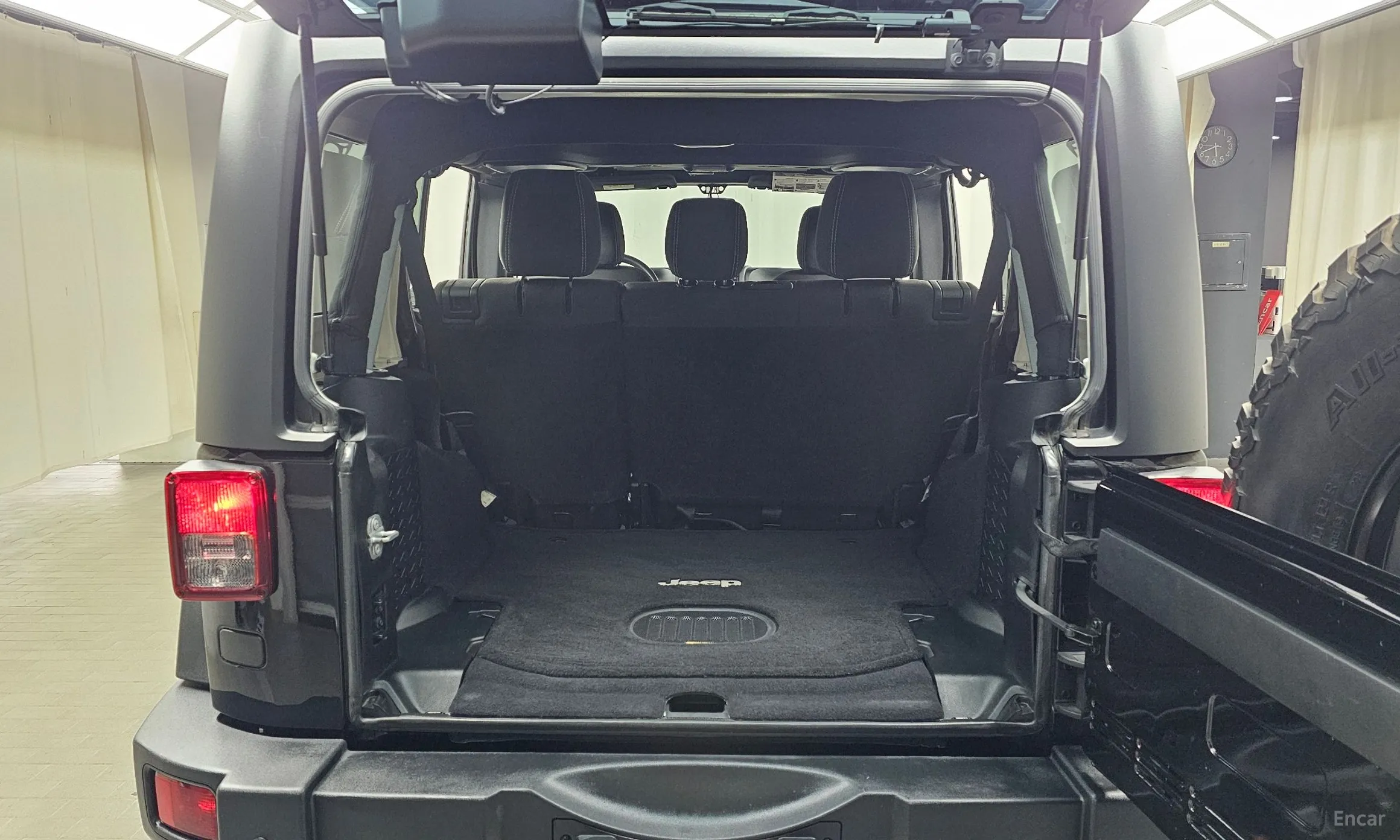 Jeep Wrangler (JK) превью 20