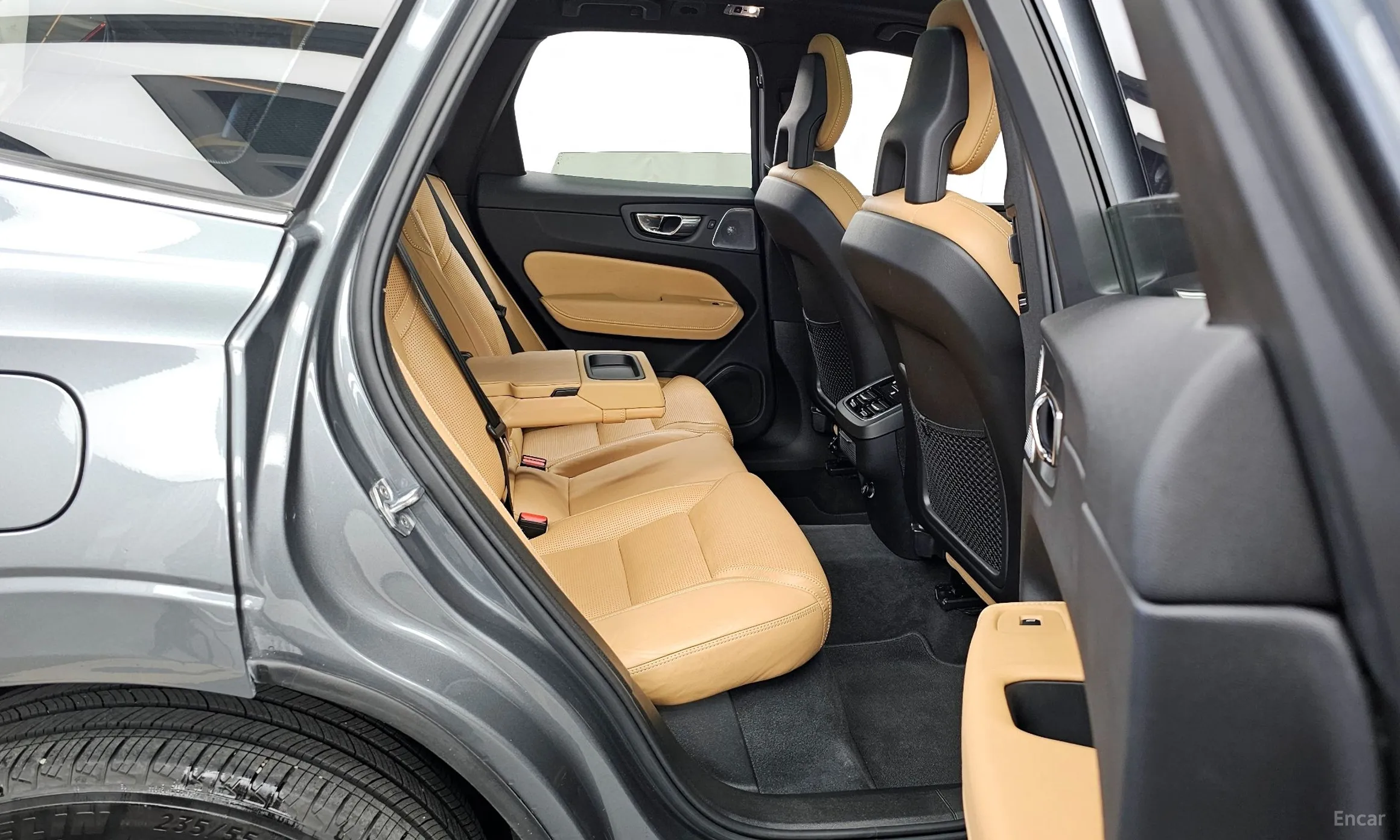 Volvo XC60 Gen 2 превью 12