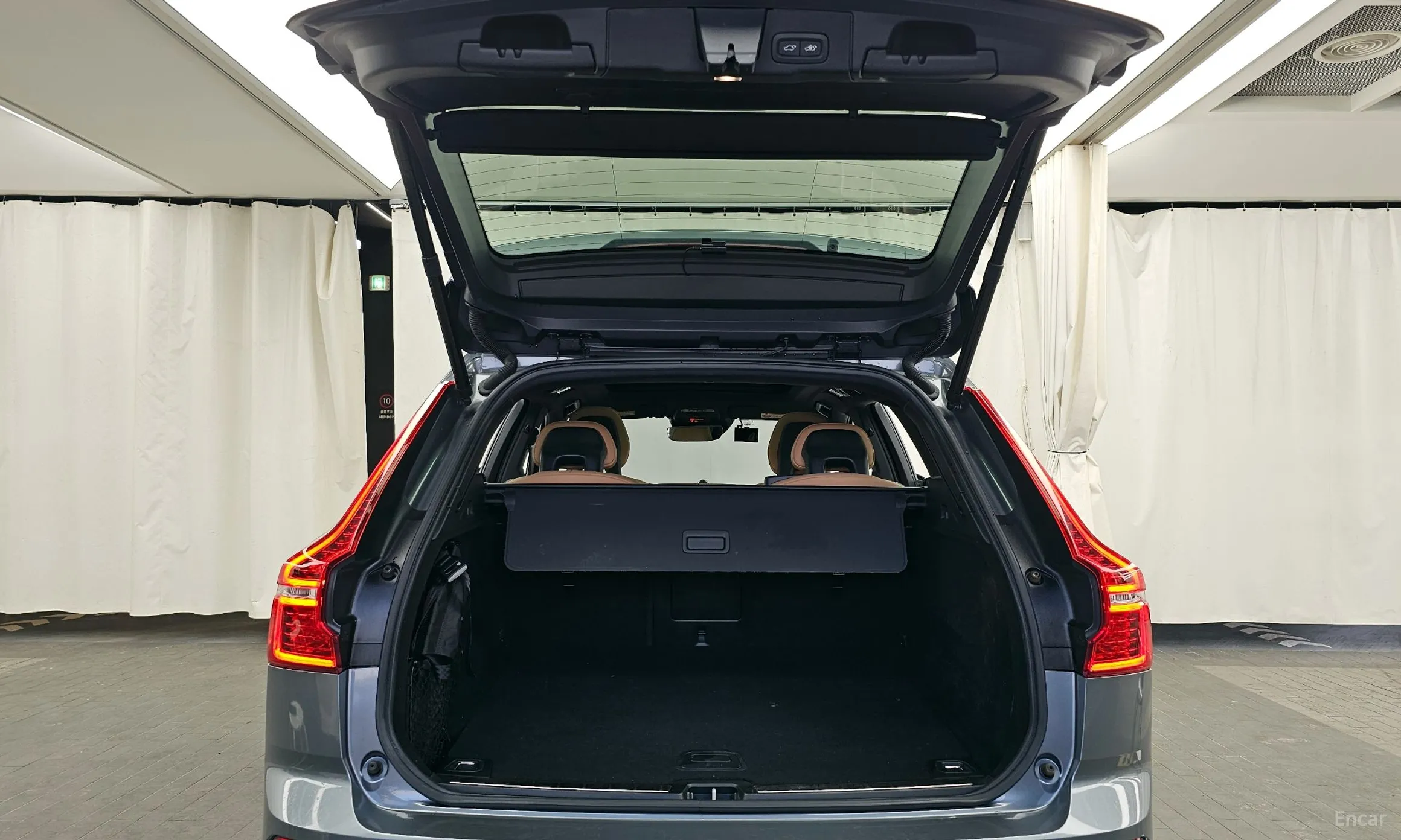 Volvo XC60 Gen 2 превью 20