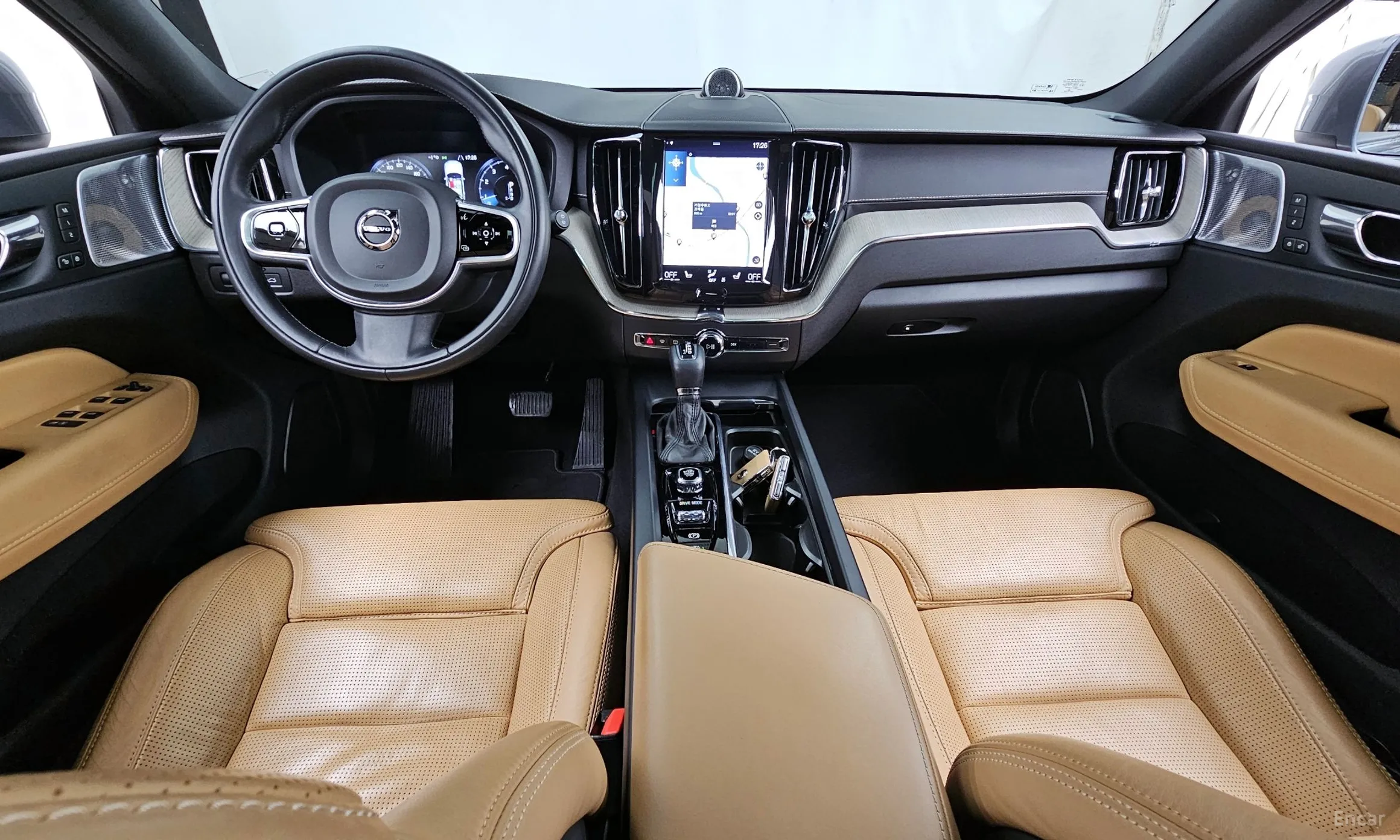 Volvo XC60 Gen 2 превью 7